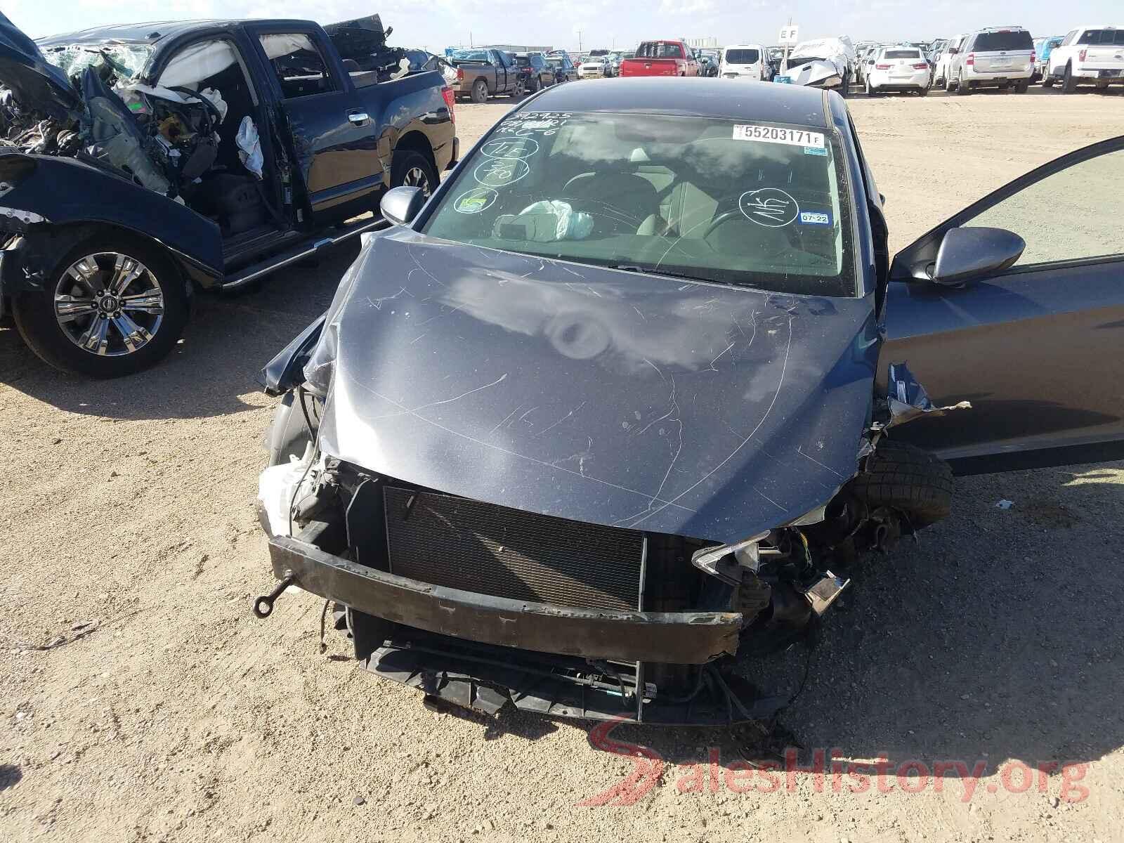 KMHD74LF0JU445915 2018 HYUNDAI ELANTRA