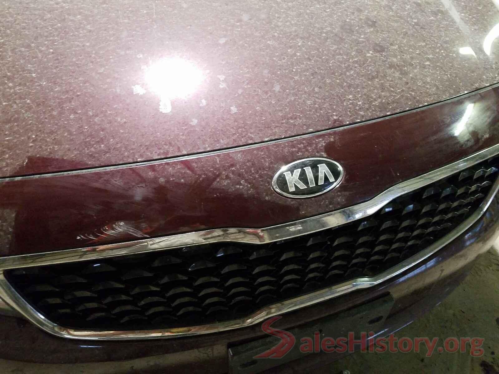 3KPFK4A77JE220655 2018 KIA FORTE