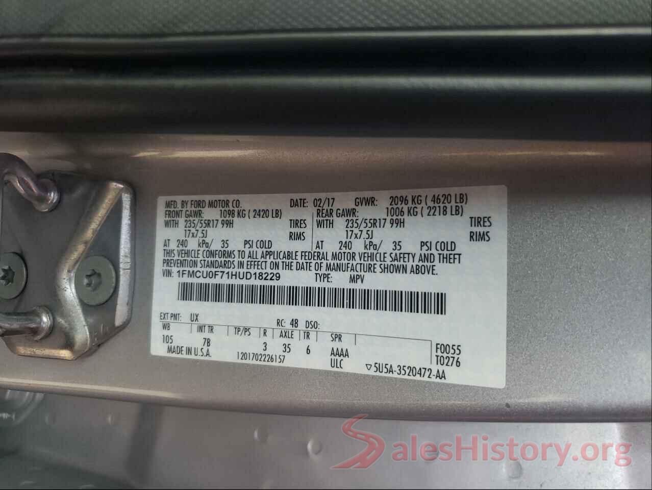 1FMCU0F71HUD18229 2017 FORD ESCAPE