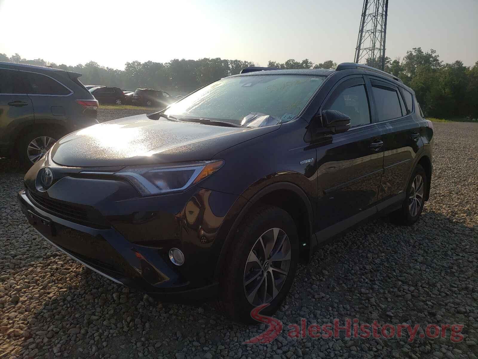 JTMRJREV3JD244944 2018 TOYOTA RAV4