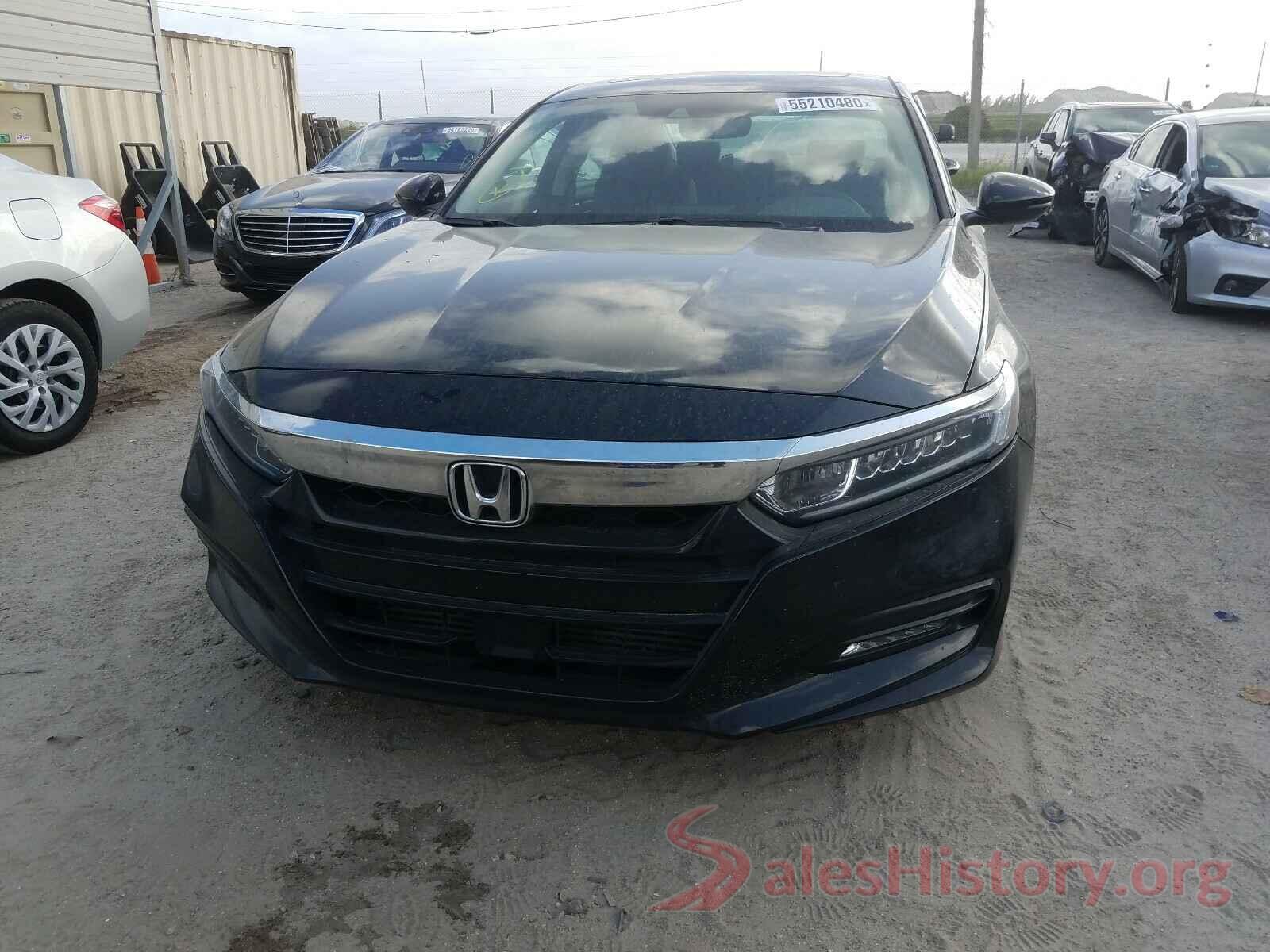 1HGCV1F52JA001459 2018 HONDA ACCORD