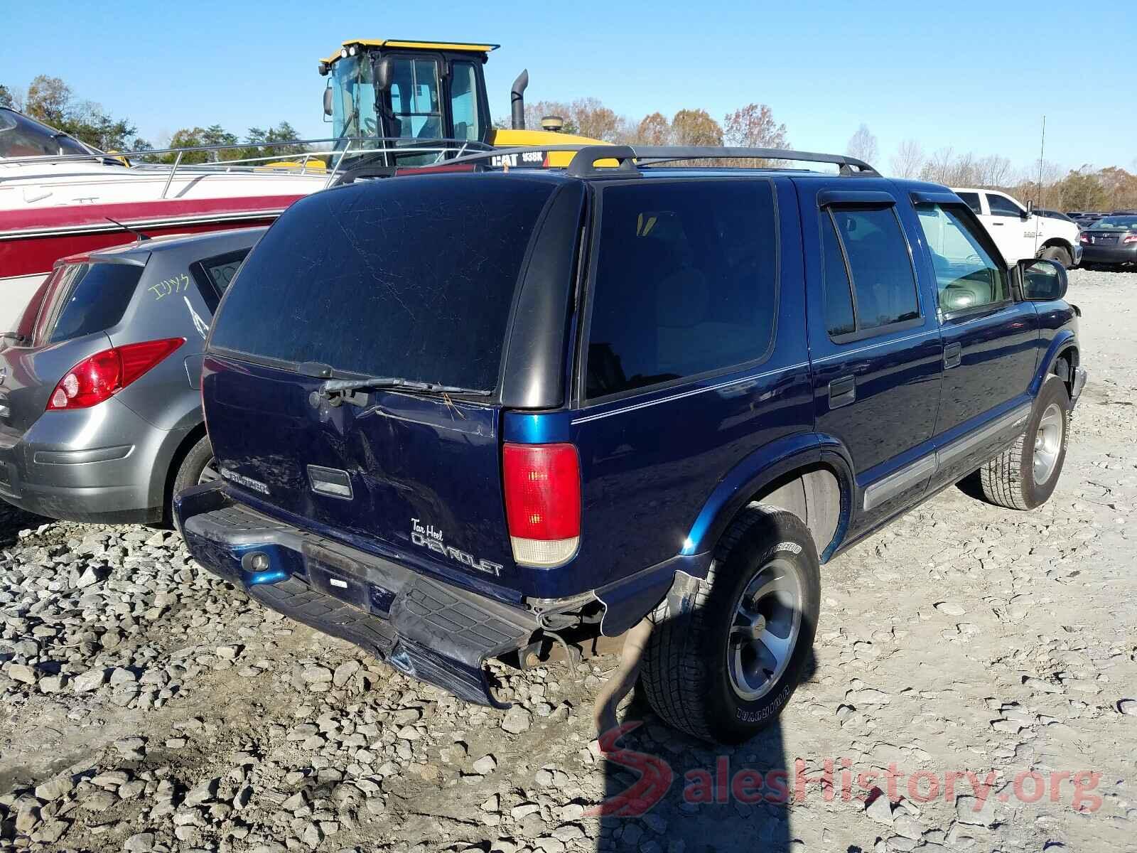 1GNCS13W212182679 2001 CHEVROLET BLAZER