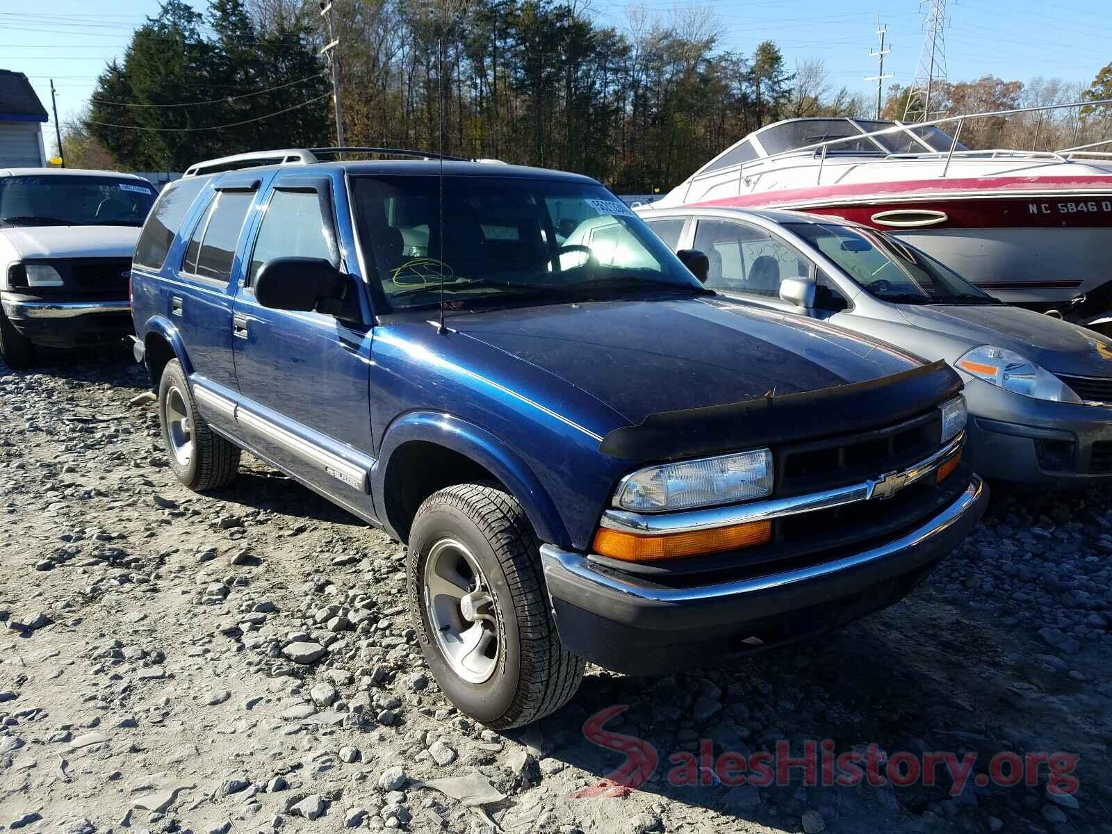 1GNCS13W212182679 2001 CHEVROLET BLAZER