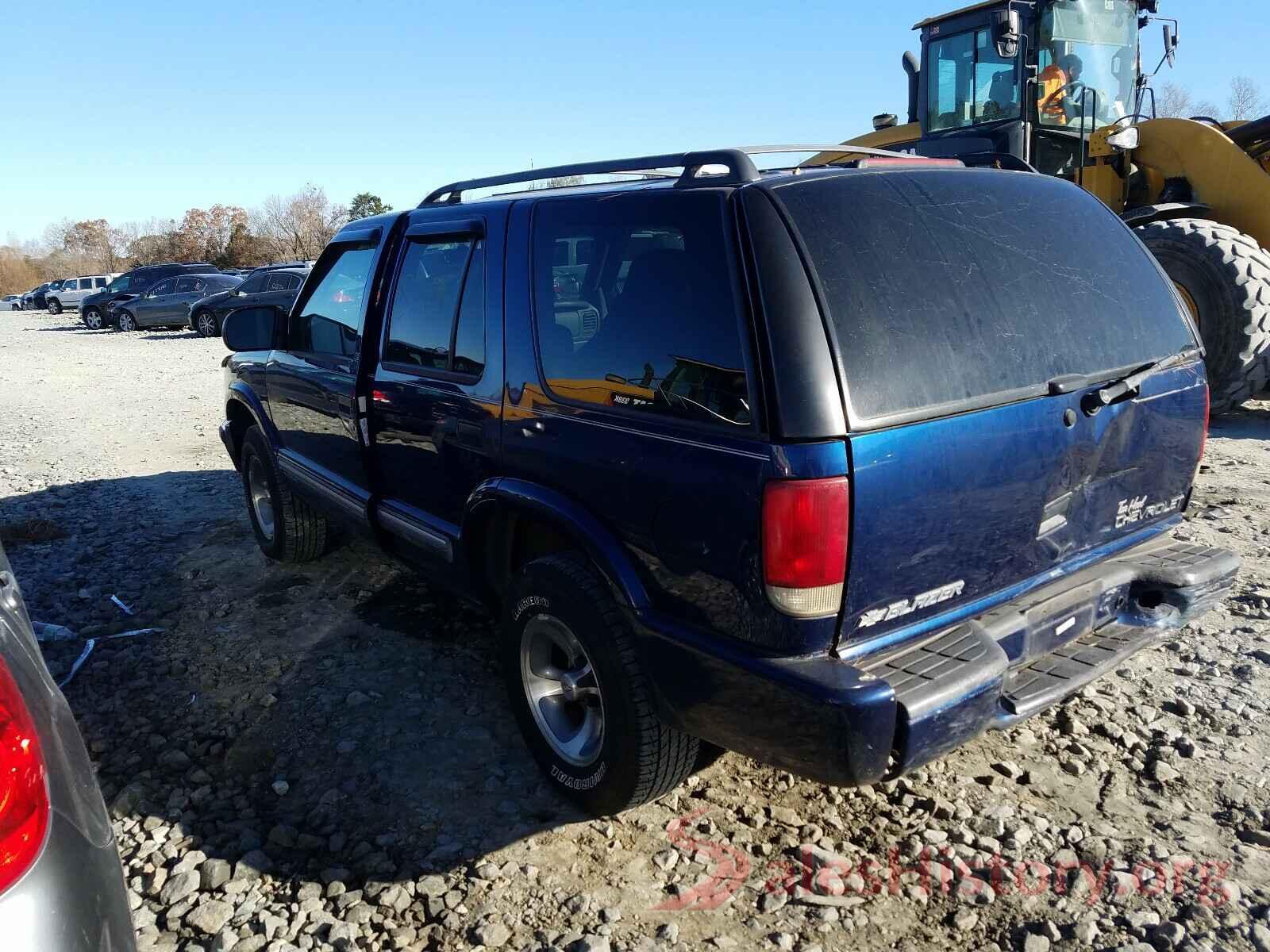 1GNCS13W212182679 2001 CHEVROLET BLAZER