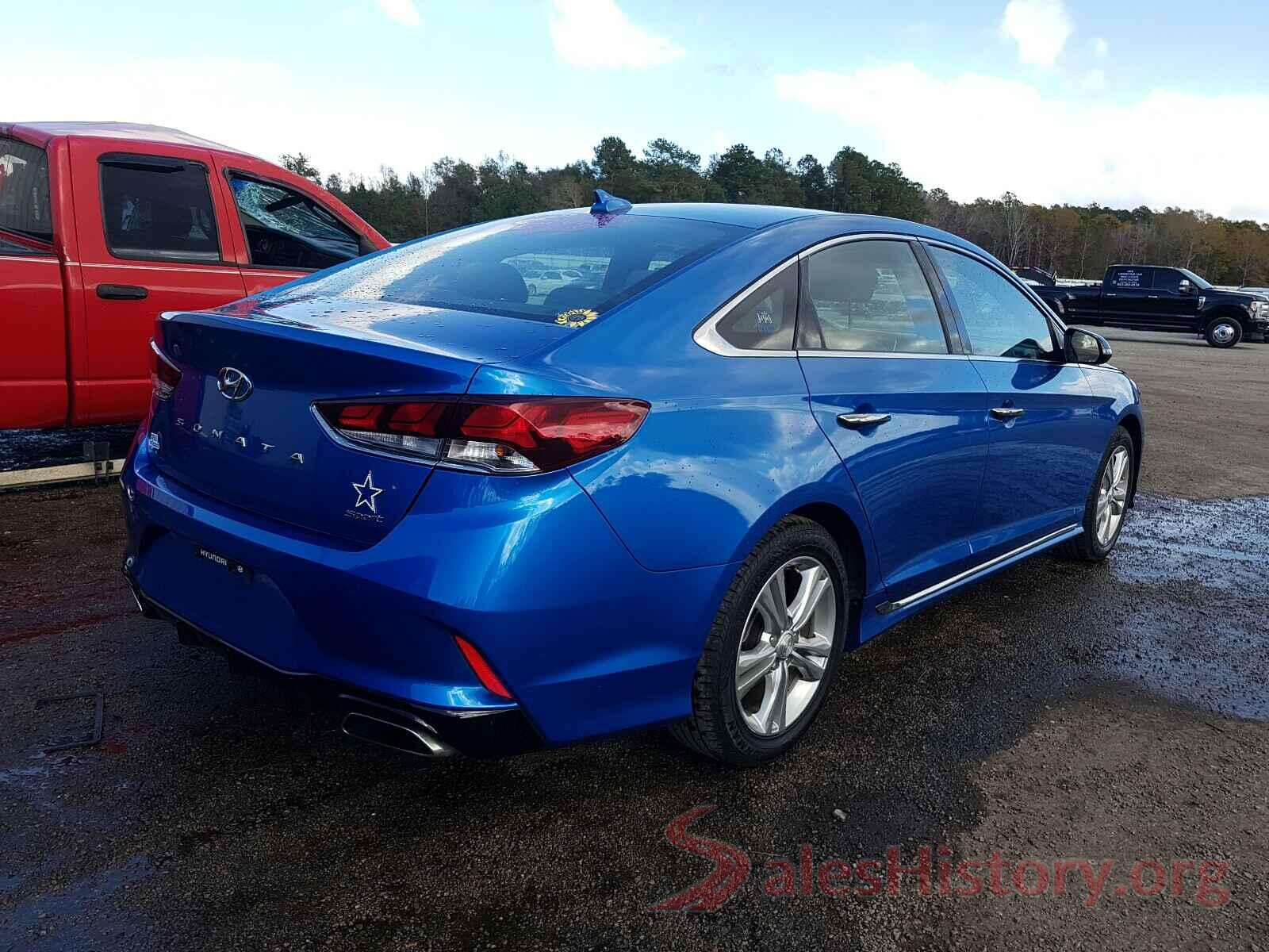 5NPE34AF2JH613359 2018 HYUNDAI SONATA