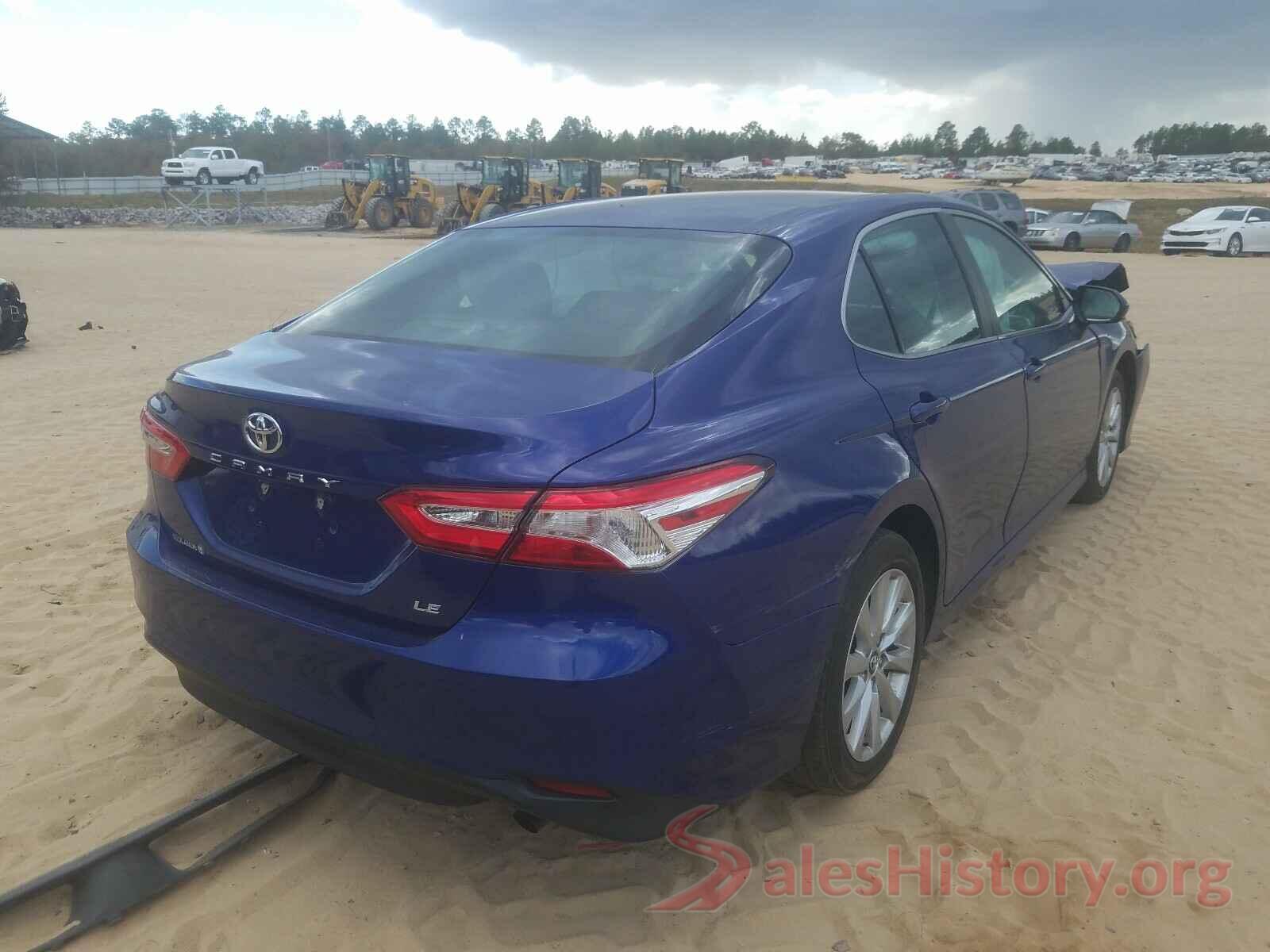 4T1B11HK2JU530039 2018 TOYOTA CAMRY