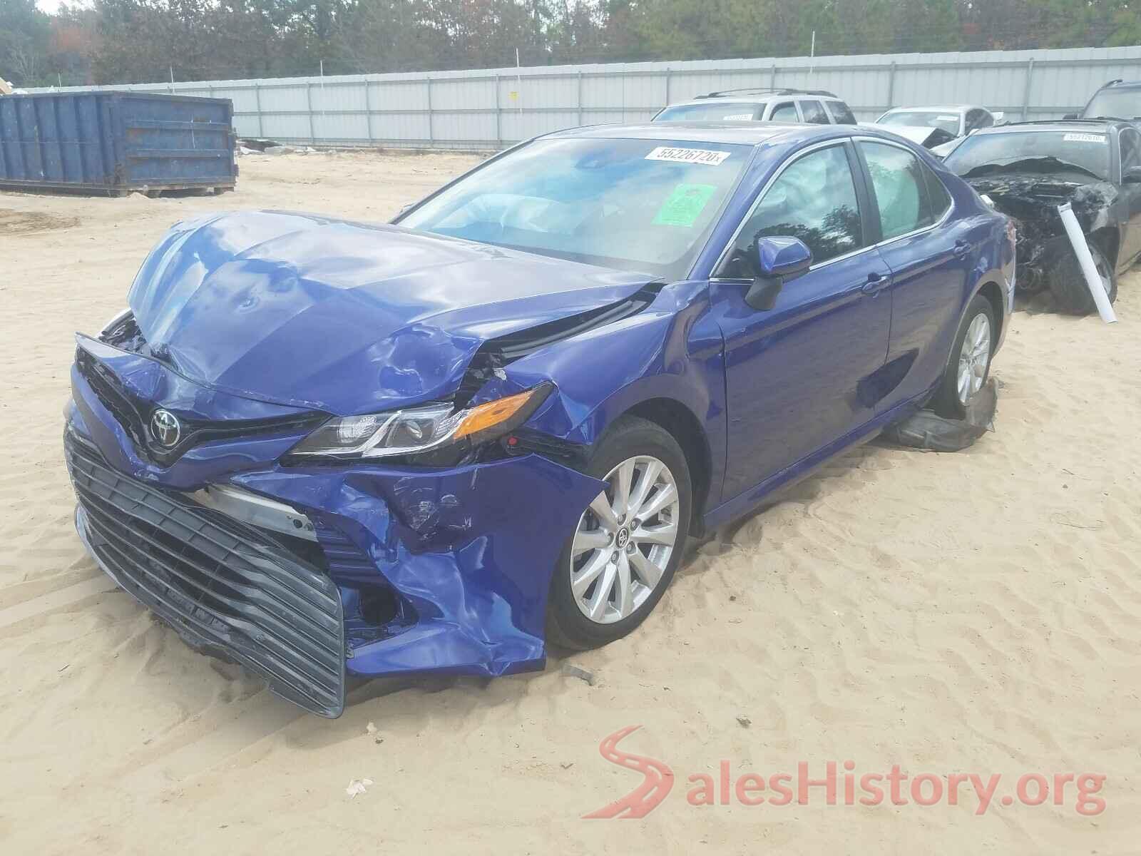 4T1B11HK2JU530039 2018 TOYOTA CAMRY