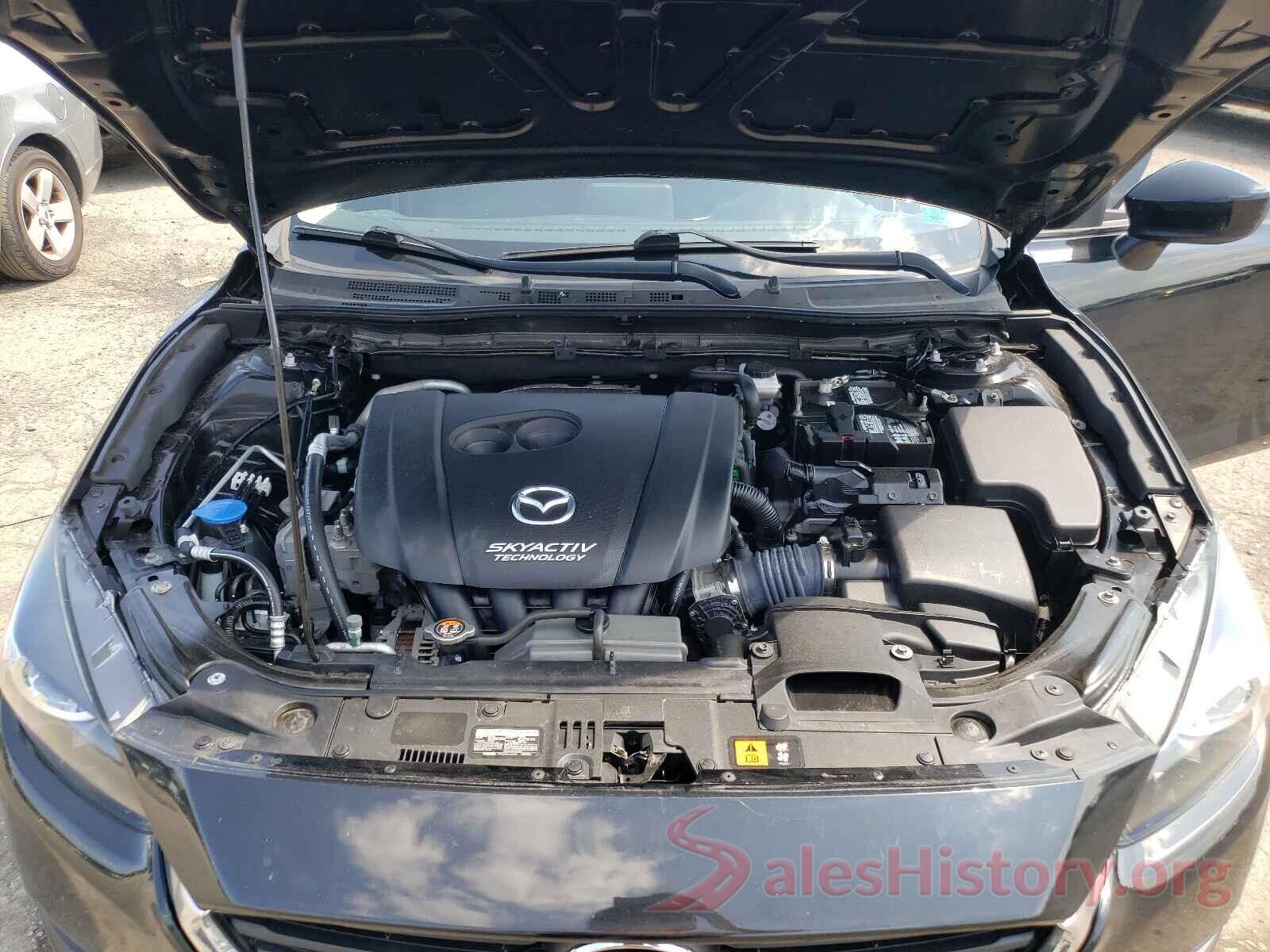 3MZBN1U74JM196088 2018 MAZDA 3