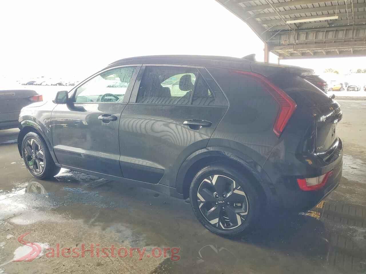 2023 KIA NIRO VIN KNDCR3L14P5025795, front view