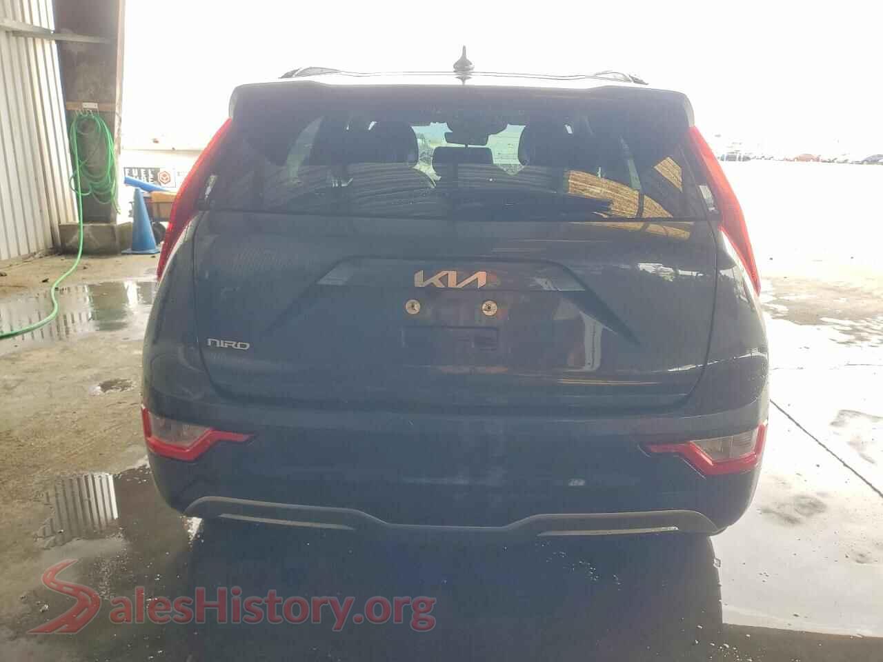 2023 KIA NIRO VIN KNDCR3L14P5025795, left side view