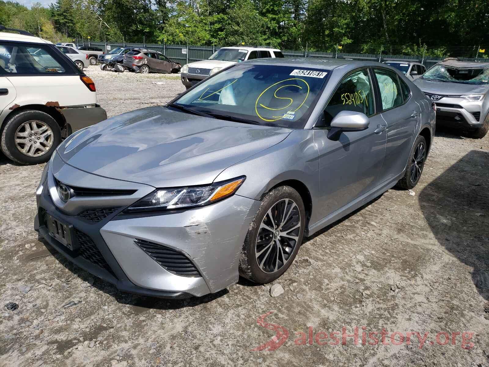 4T1G11AK9LU943563 2020 TOYOTA CAMRY