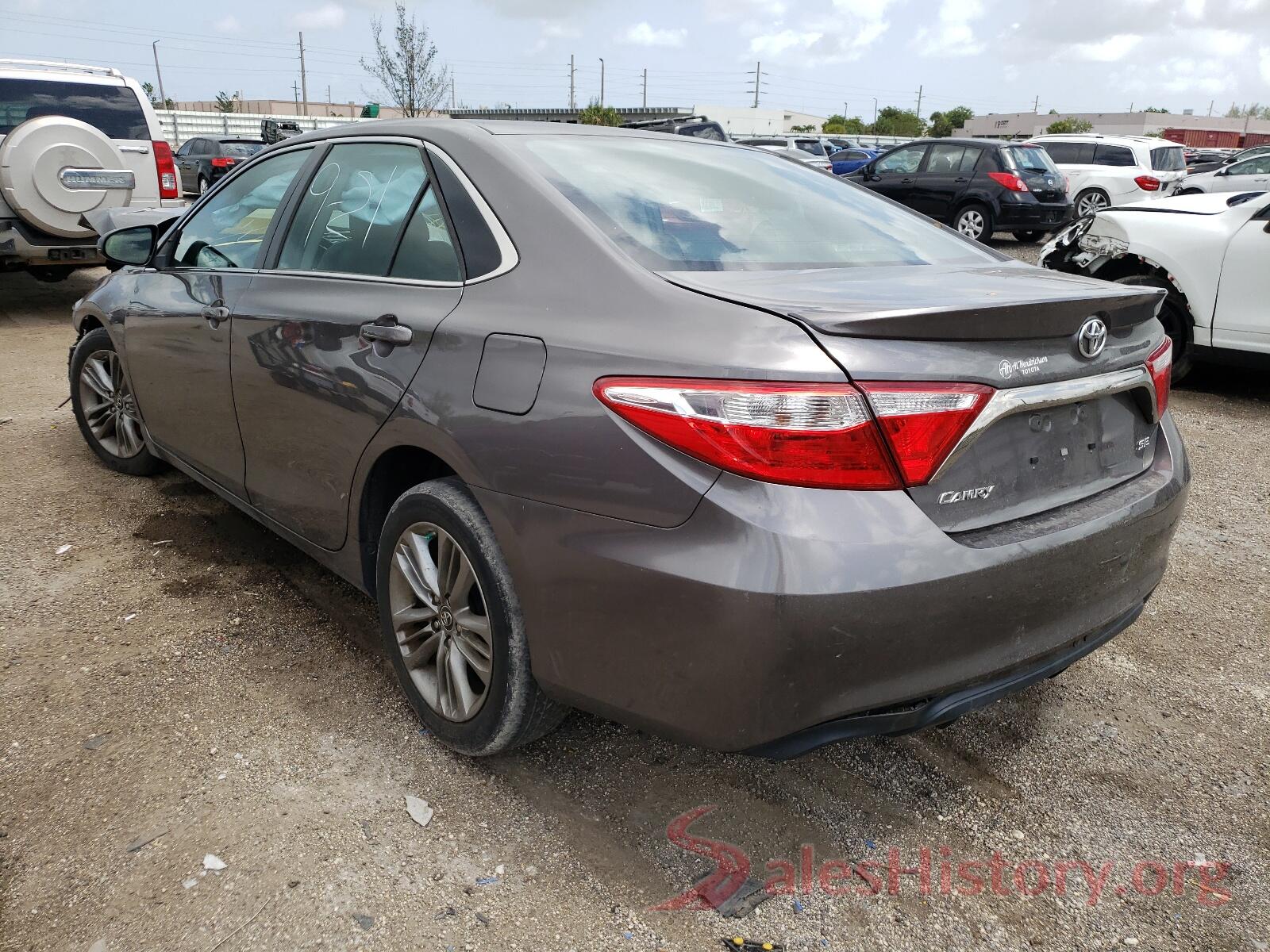 4T1BF1FK1GU522303 2016 TOYOTA CAMRY