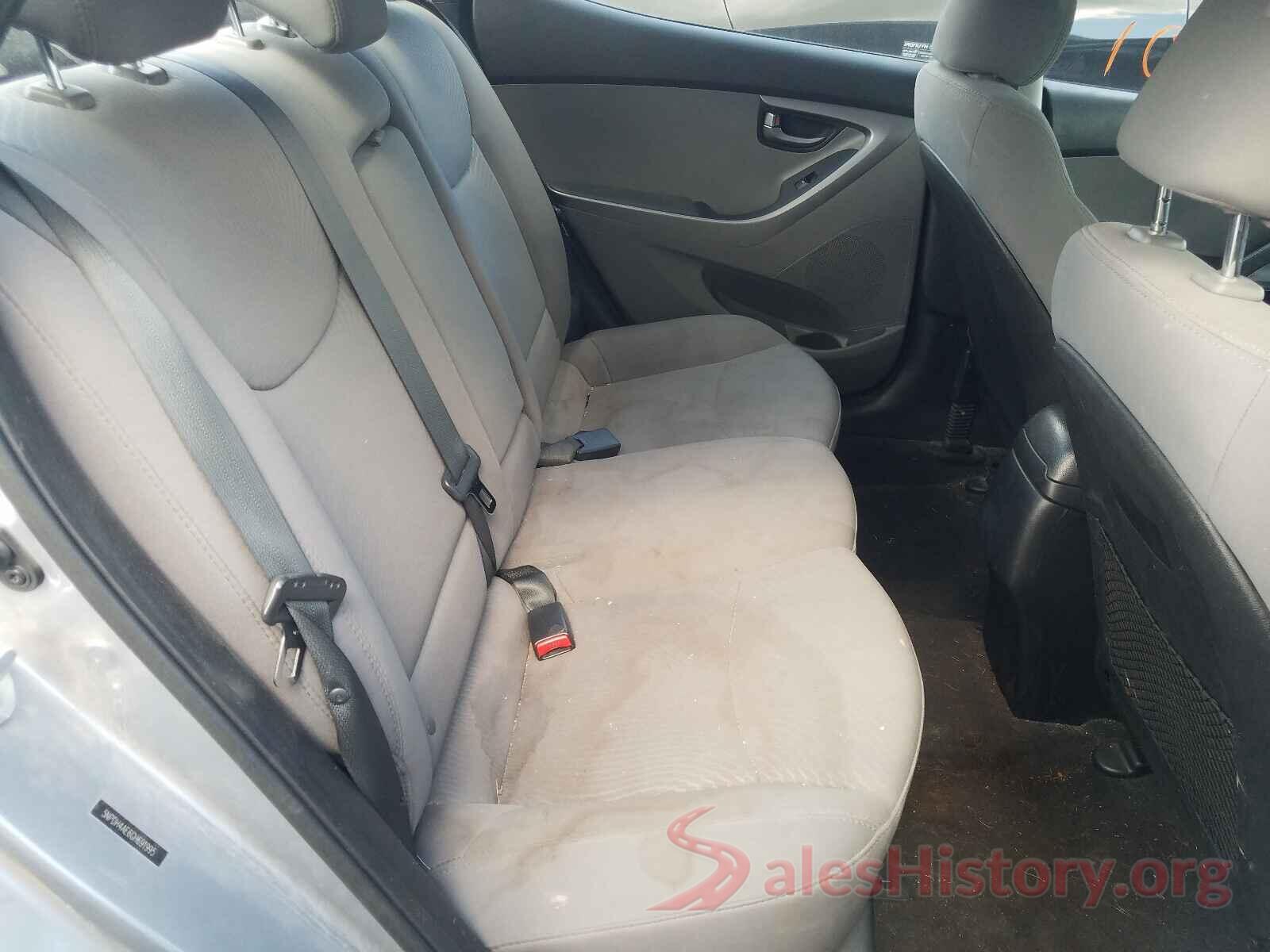 5NPDH4AE6GH691995 2016 HYUNDAI ELANTRA