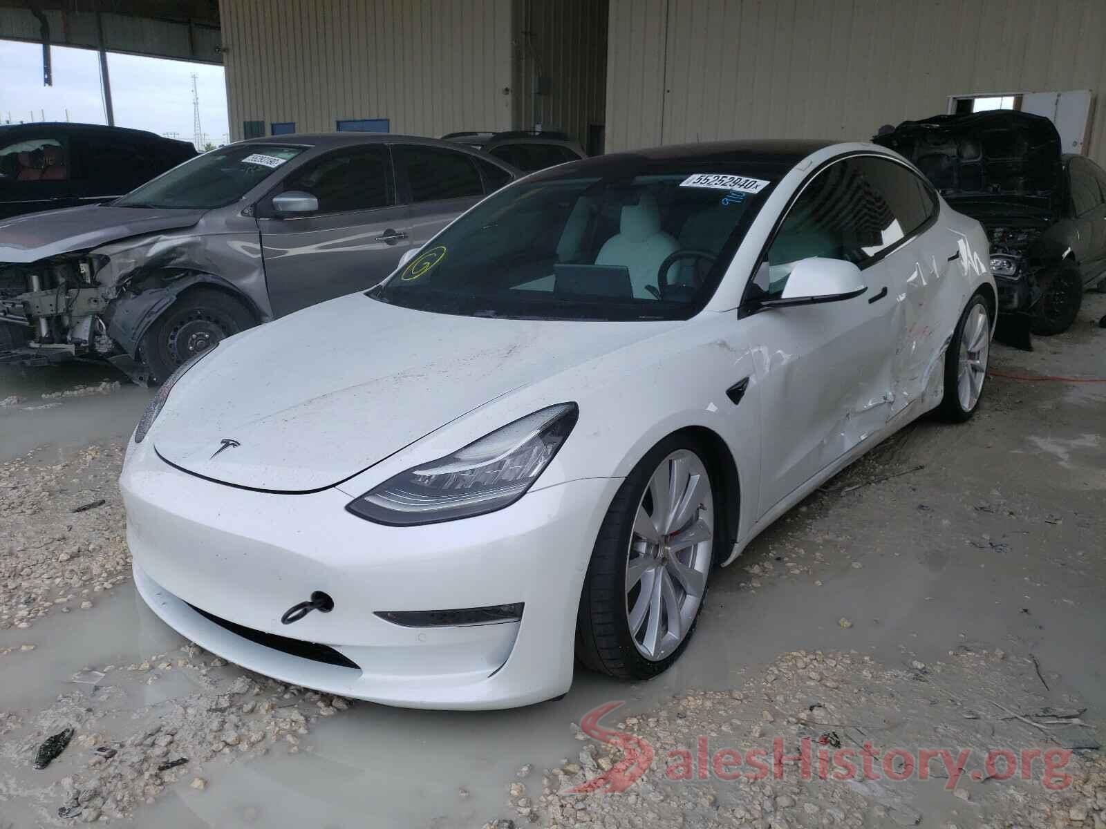 5YJ3E1EB2JF055812 2018 TESLA MODEL 3