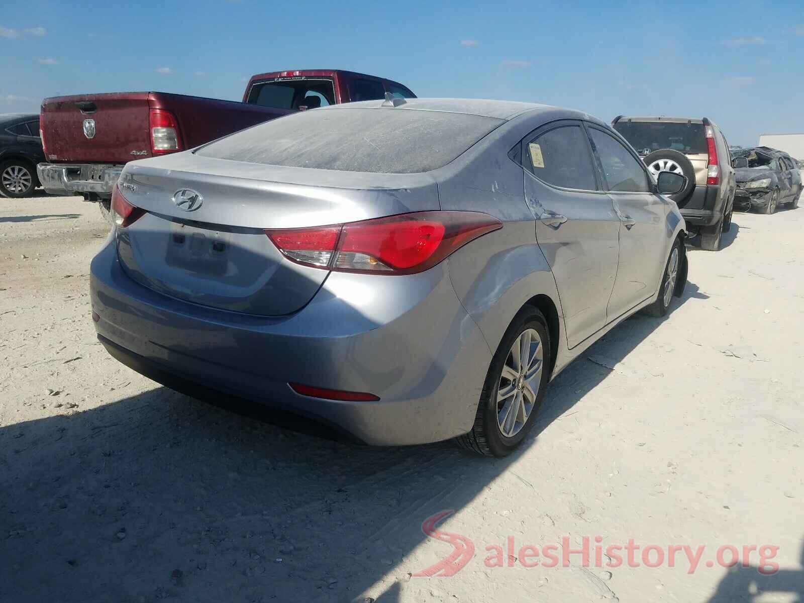 5NPDH4AE2GH704208 2016 HYUNDAI ELANTRA