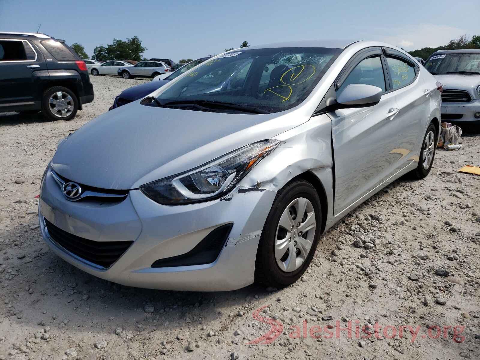 5NPDH4AE4GH740692 2016 HYUNDAI ELANTRA