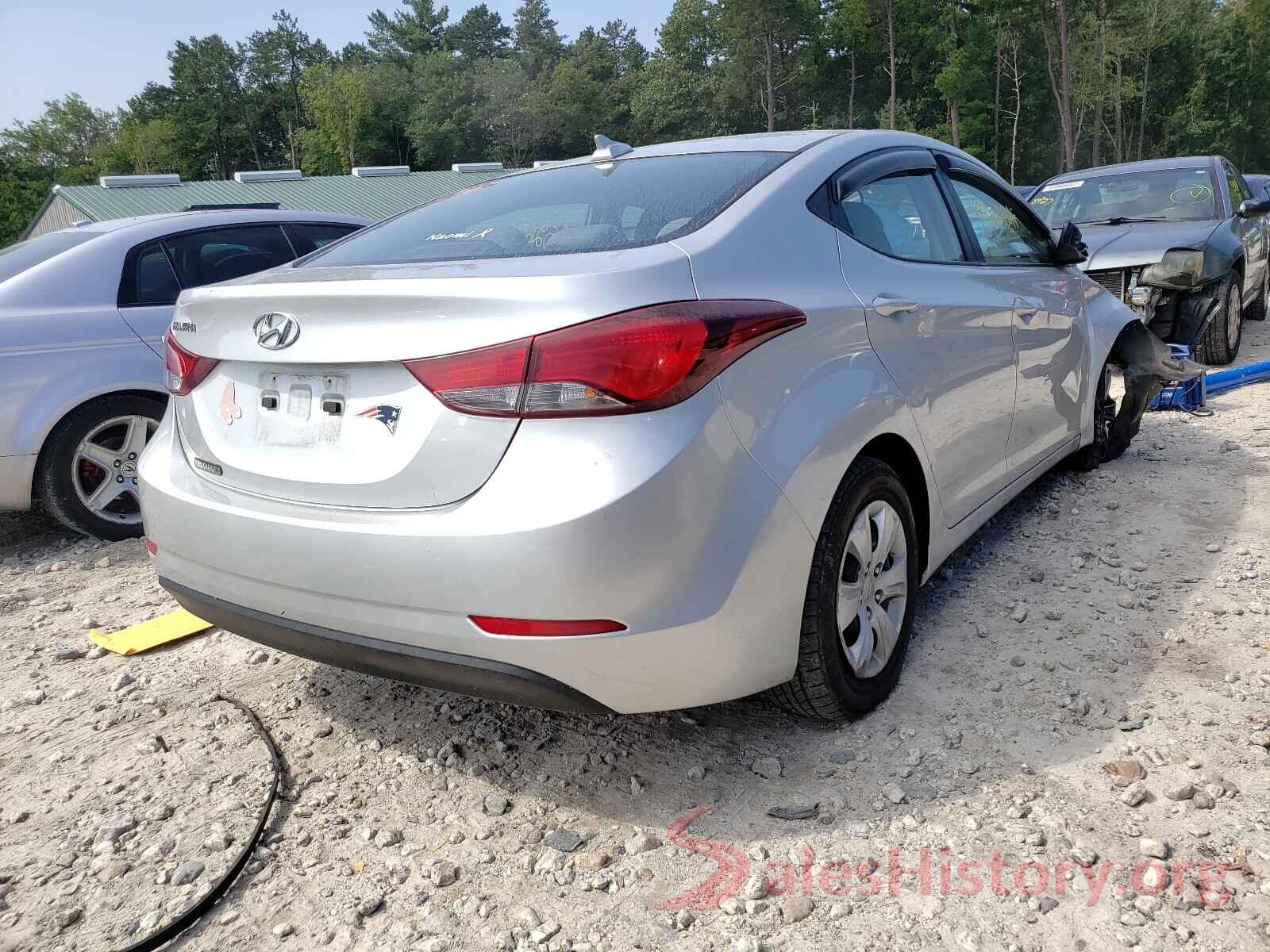 5NPDH4AE4GH740692 2016 HYUNDAI ELANTRA