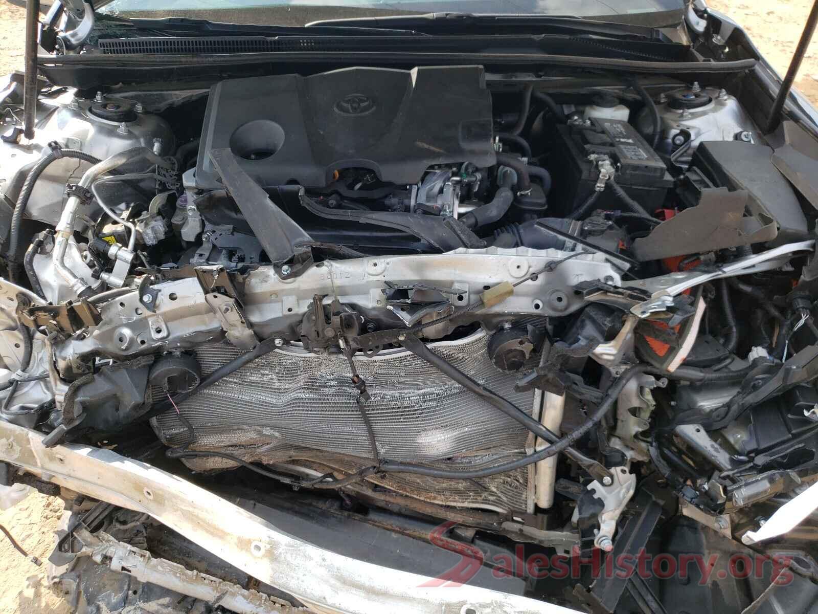 4T1B11HK0JU533621 2018 TOYOTA CAMRY