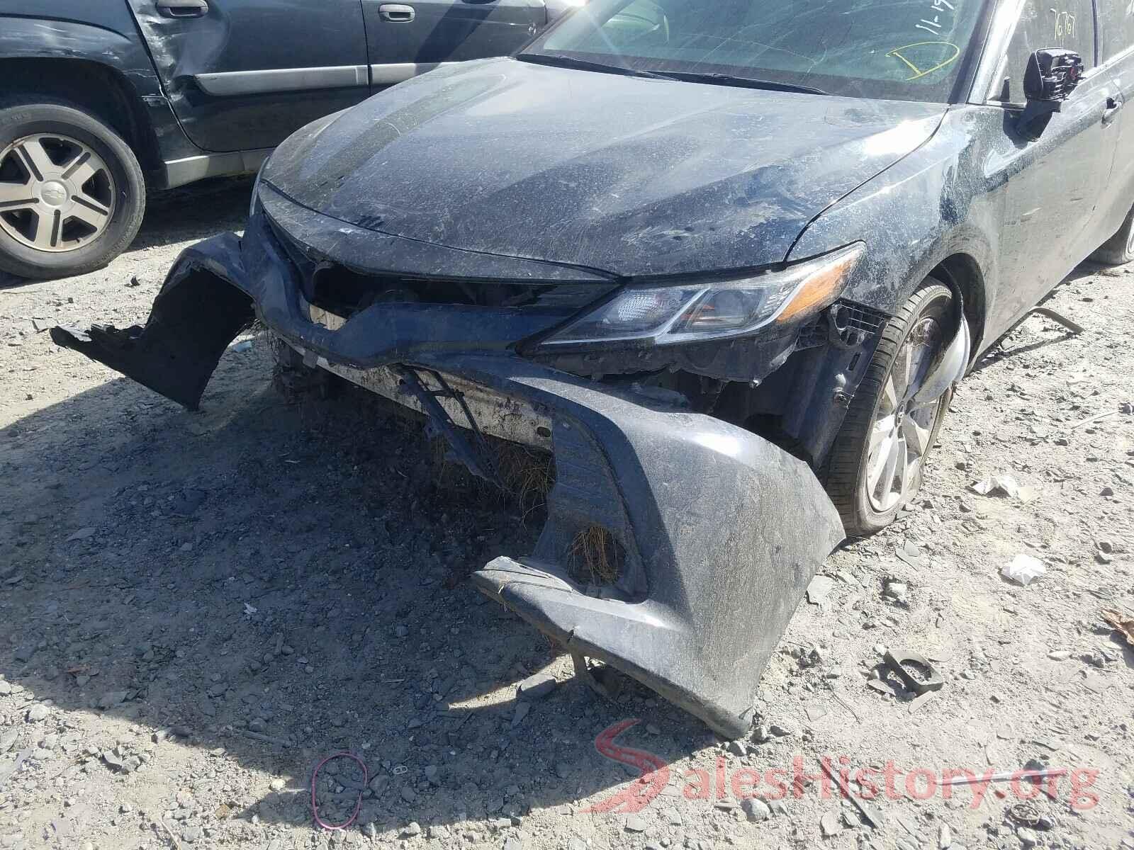 4T1B11HK1JU659924 2018 TOYOTA CAMRY