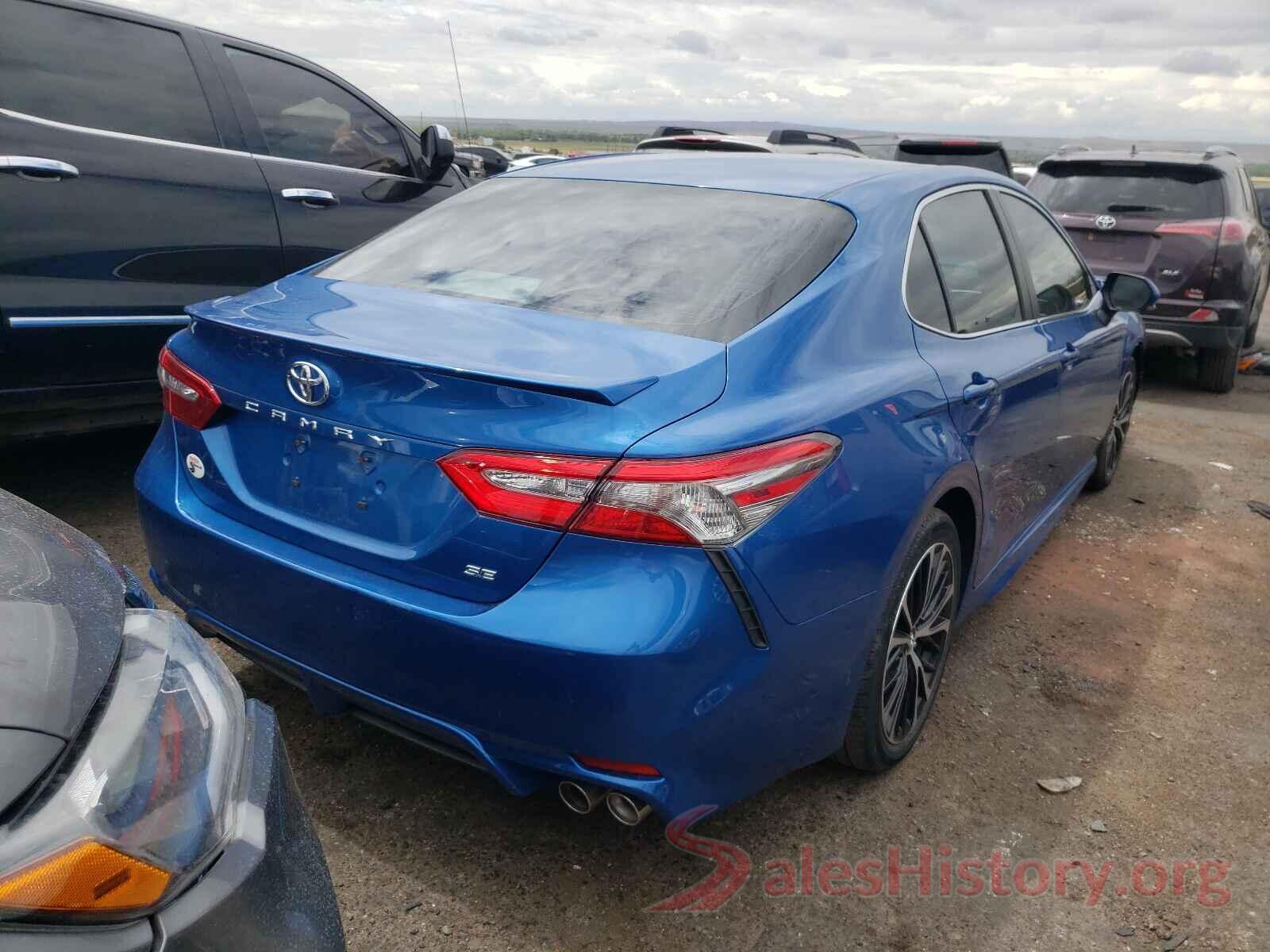 4T1B11HK2JU016725 2018 TOYOTA CAMRY