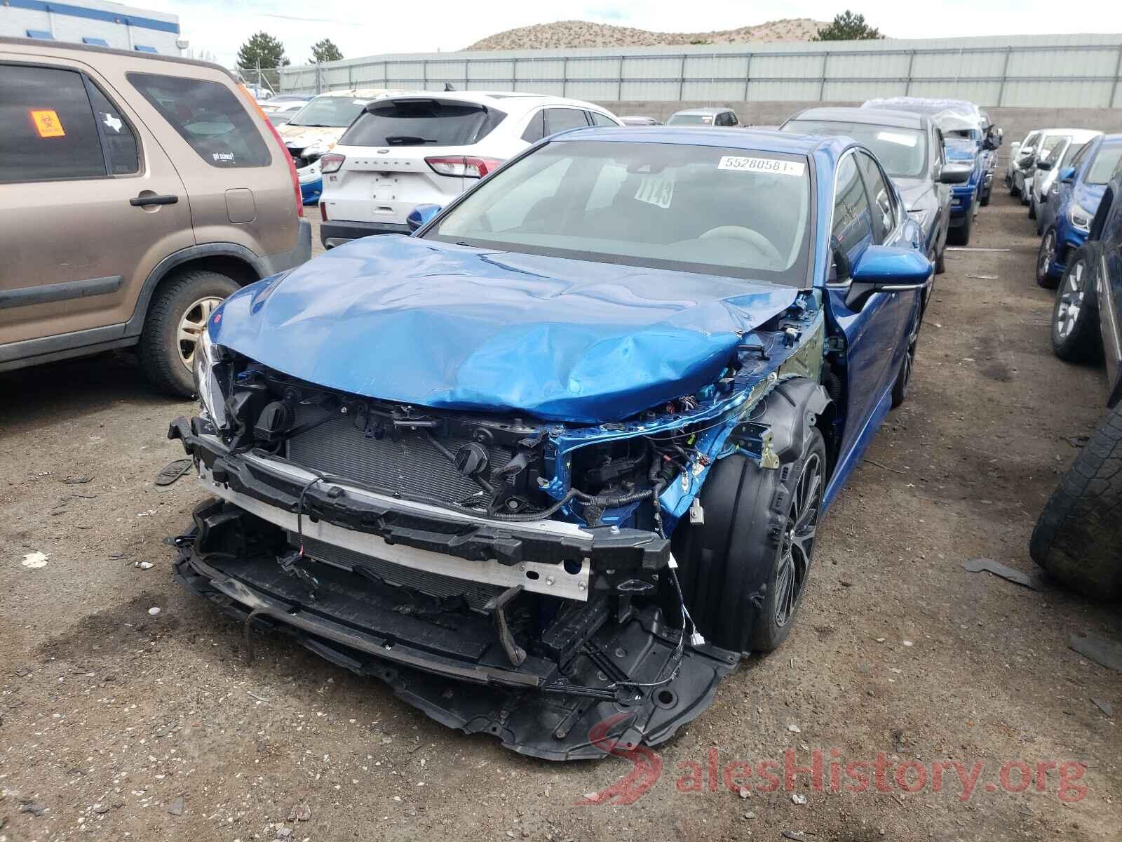 4T1B11HK2JU016725 2018 TOYOTA CAMRY