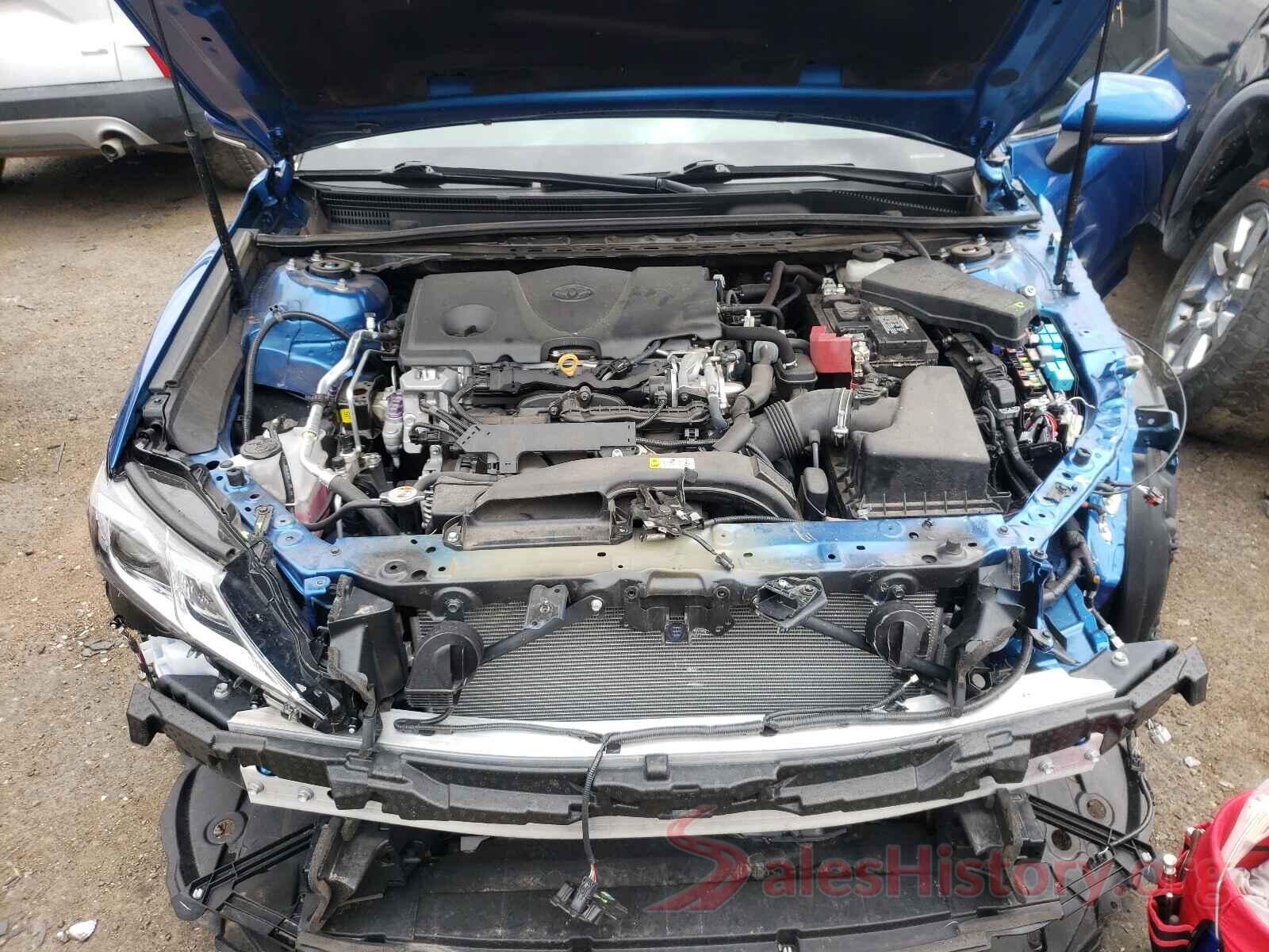 4T1B11HK2JU016725 2018 TOYOTA CAMRY