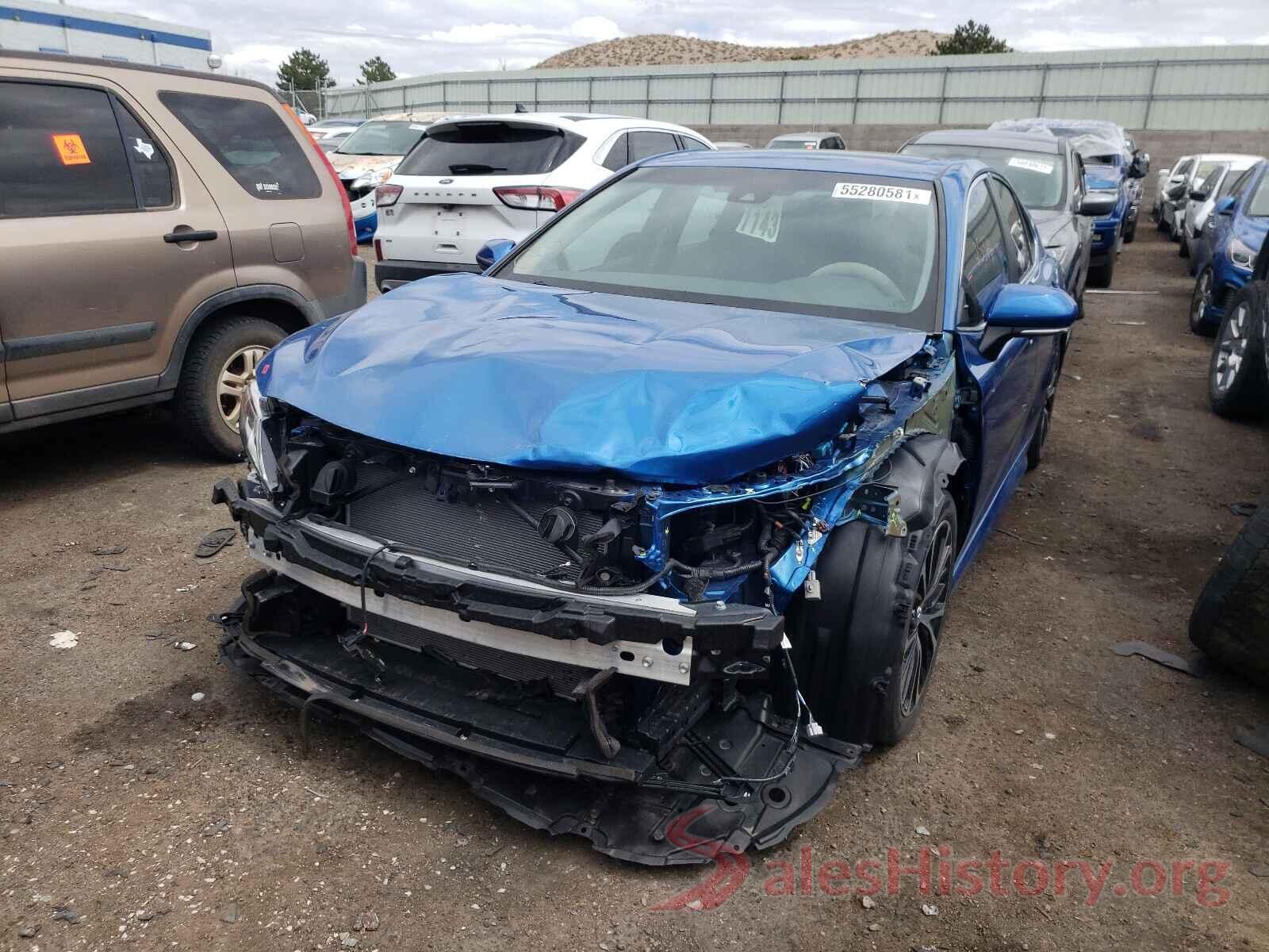 4T1B11HK2JU016725 2018 TOYOTA CAMRY