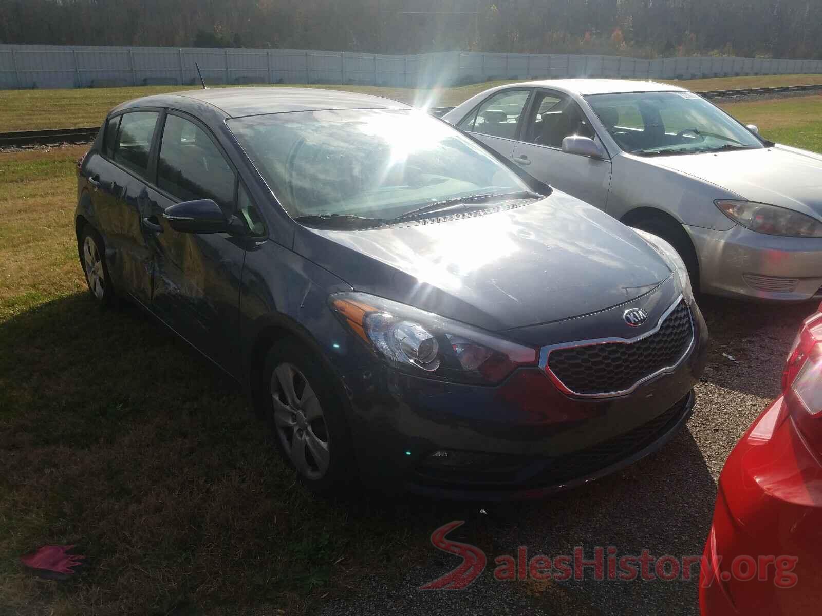 KNAFK5A85G5648708 2016 KIA FORTE