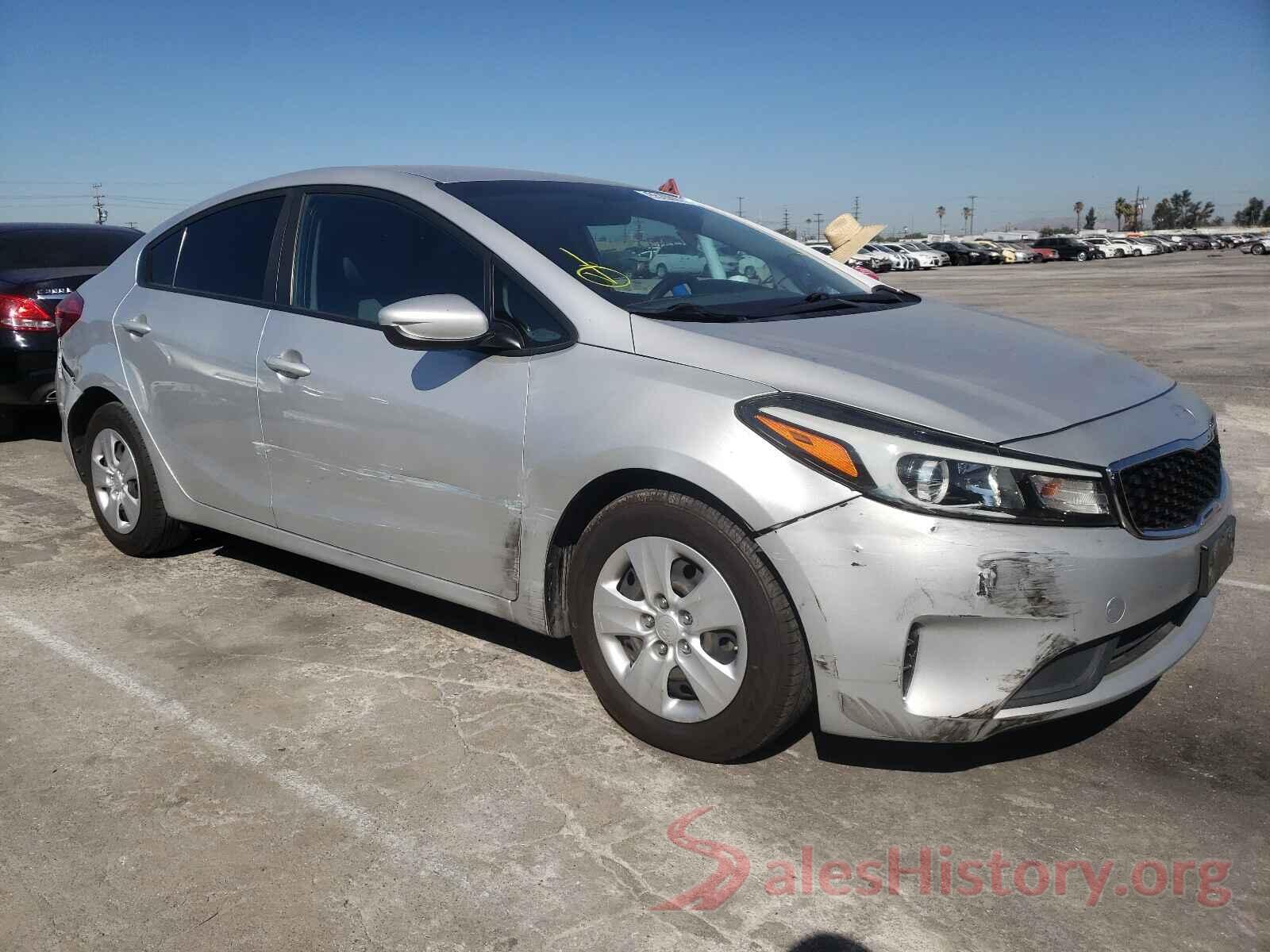 3KPFK4A77HE022443 2017 KIA FORTE