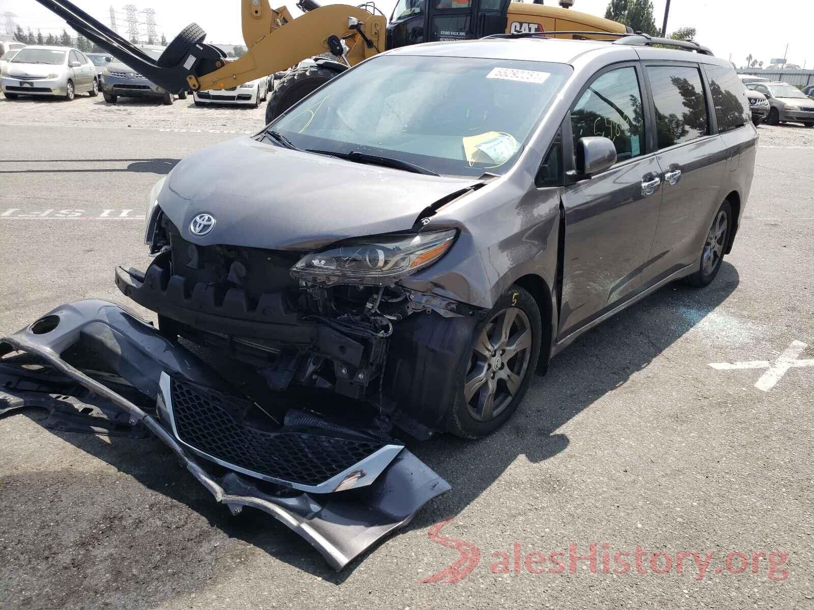 5TDXZ3DC8HS793227 2017 TOYOTA SIENNA