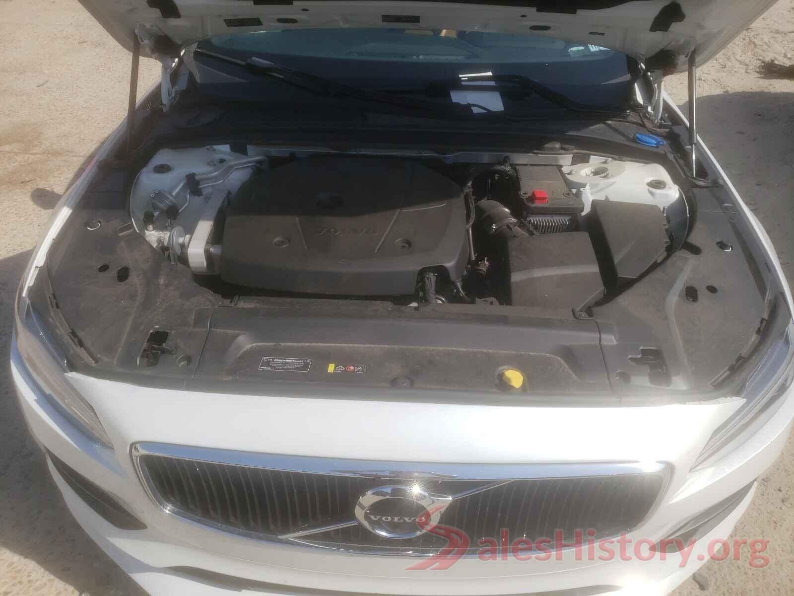 YV1102AK0H1013864 2017 VOLVO S90