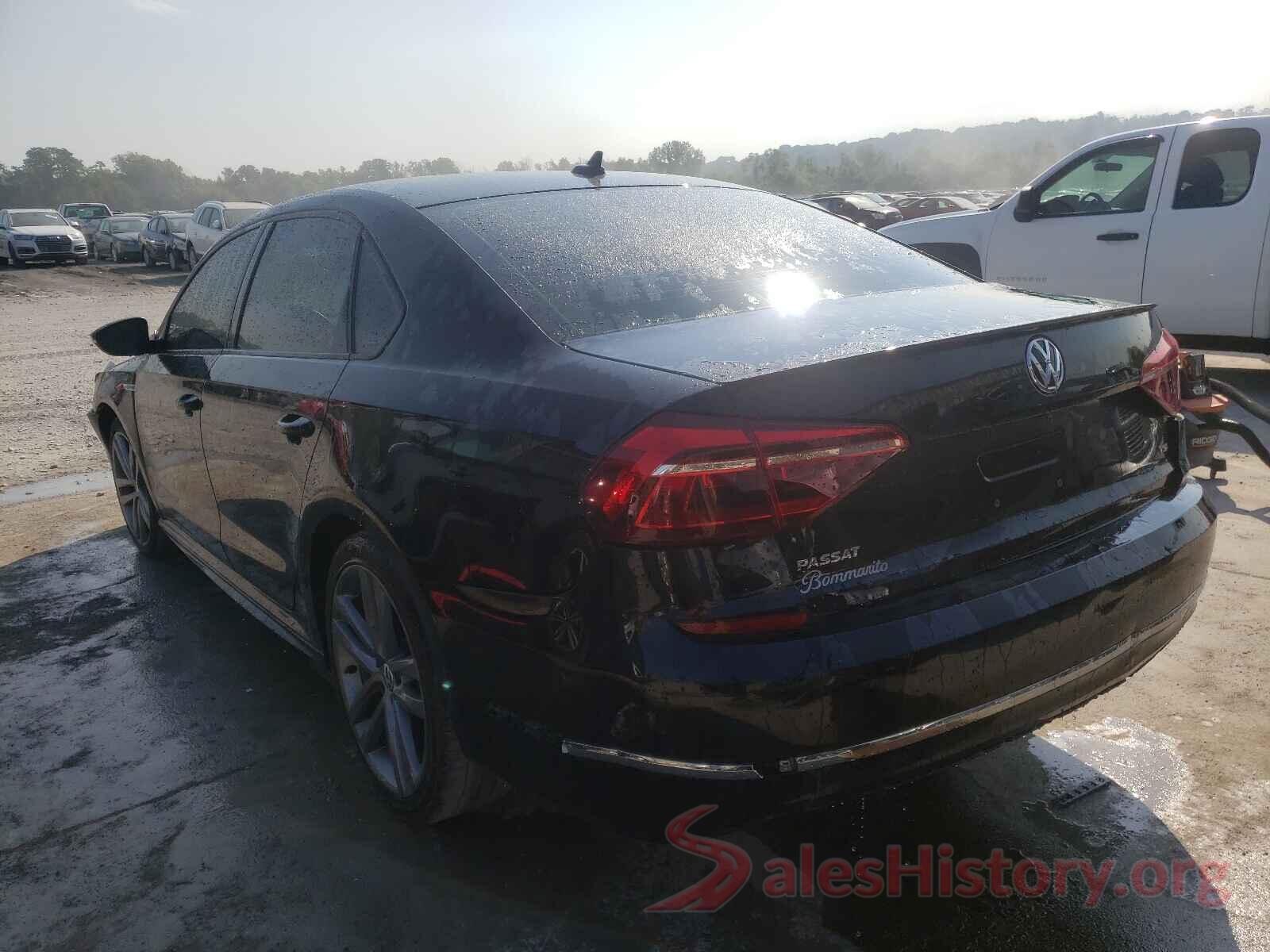 1VWAA7A37JC050782 2018 VOLKSWAGEN PASSAT