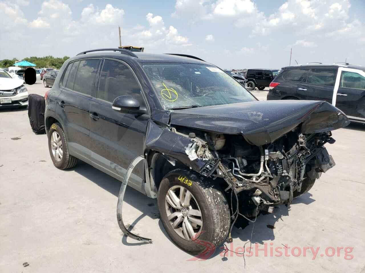 WVGAV7AX4HK000864 2017 VOLKSWAGEN TIGUAN