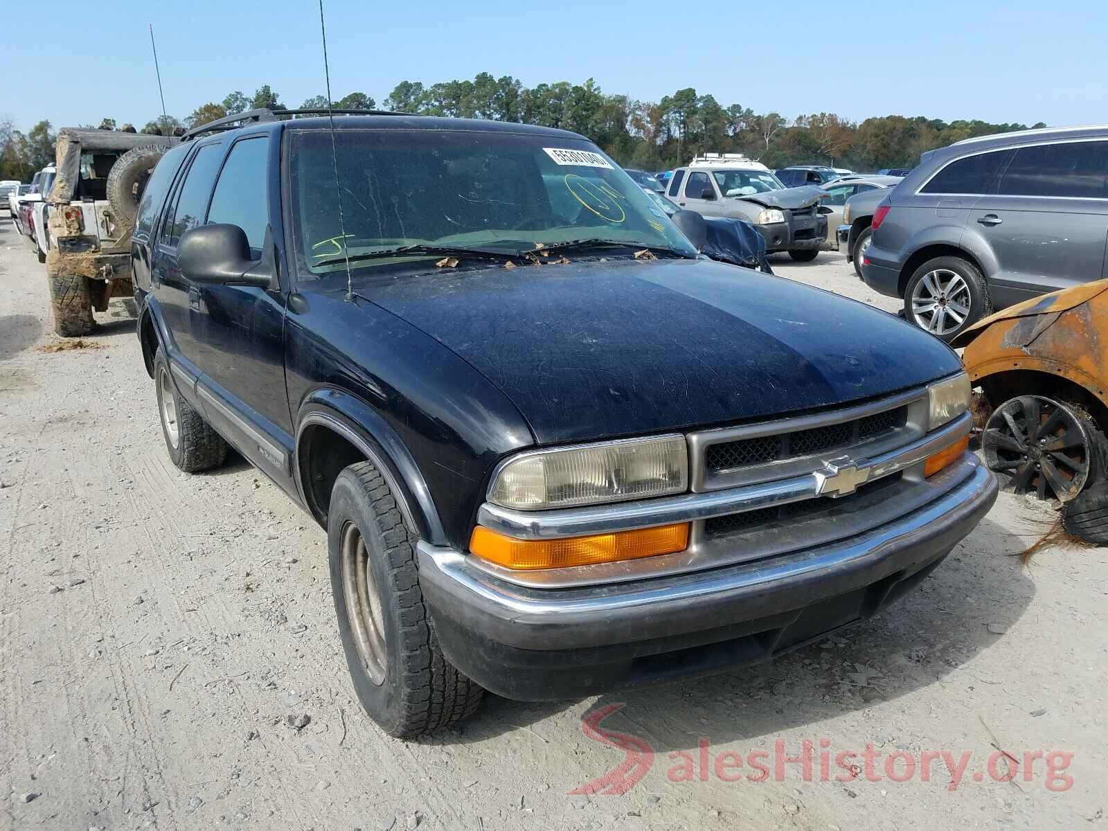 1GNCS13W7W2264737 1998 CHEVROLET BLAZER