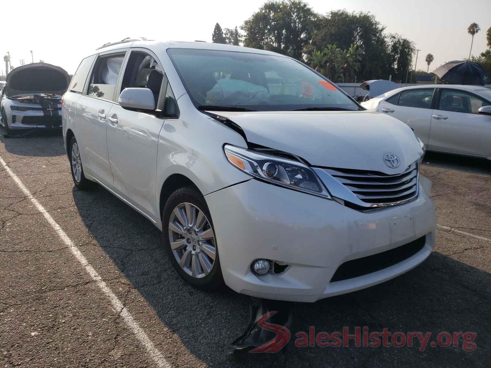 5TDYZ3DC3HS833301 2017 TOYOTA SIENNA