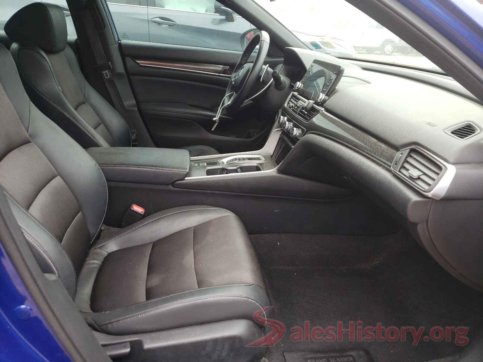 1HGCV2F38JA048404 2018 HONDA ACCORD