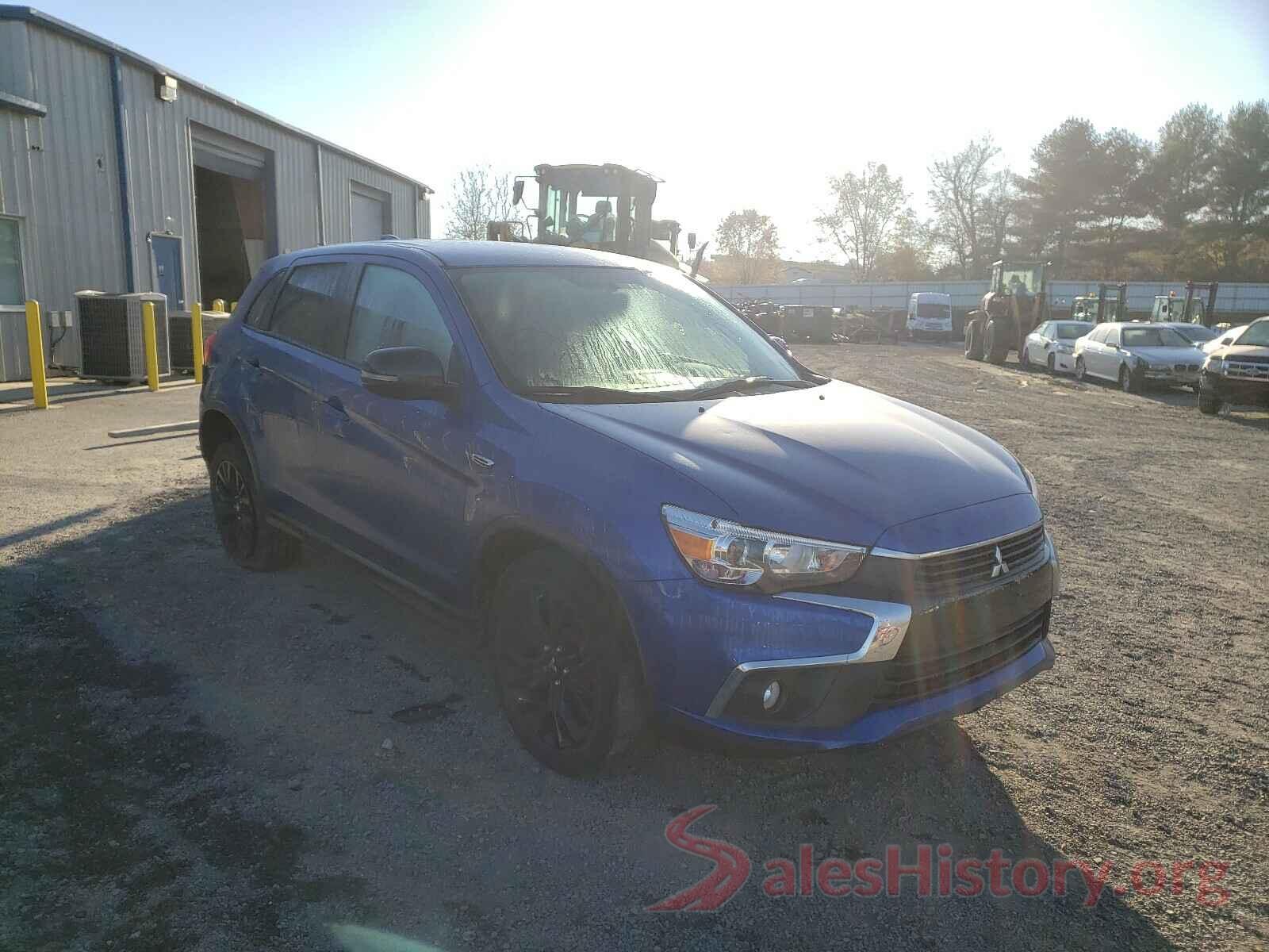 JA4AP3AU8HZ043621 2017 MITSUBISHI OUTLANDER