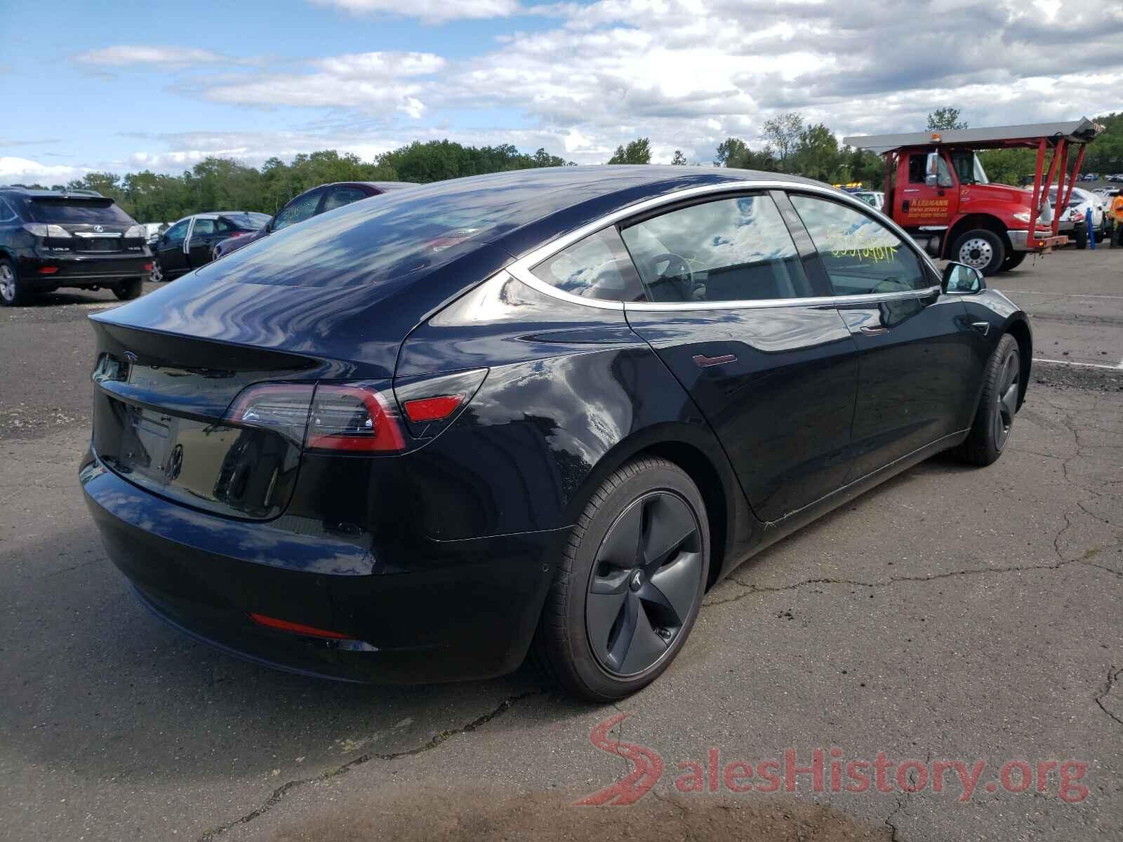 5YJ3E1EAXJF057184 2018 TESLA MODEL 3