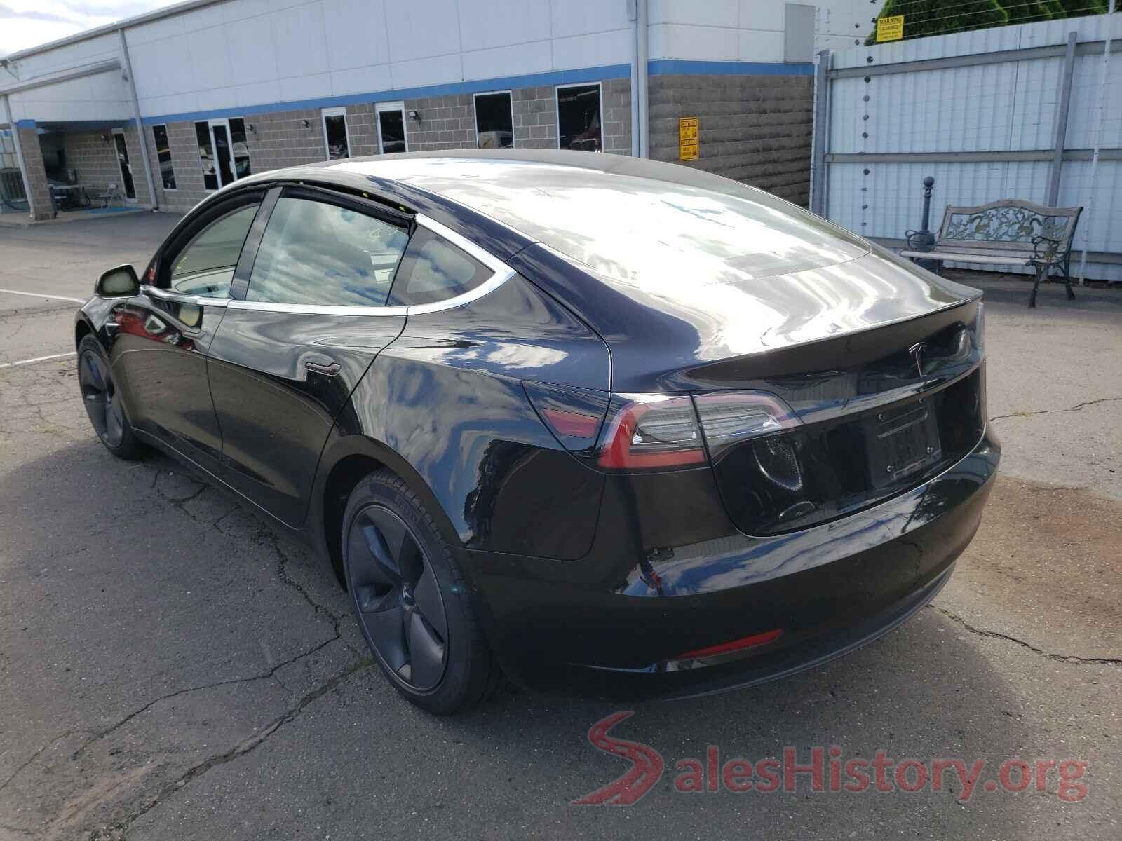 5YJ3E1EAXJF057184 2018 TESLA MODEL 3