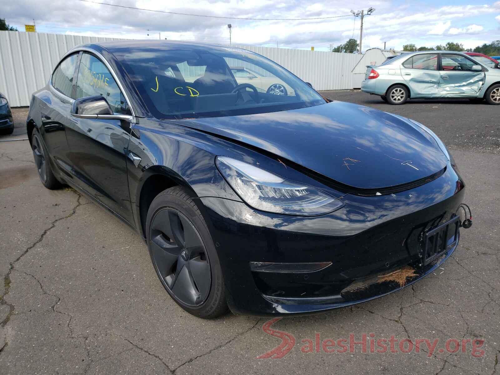 5YJ3E1EAXJF057184 2018 TESLA MODEL 3