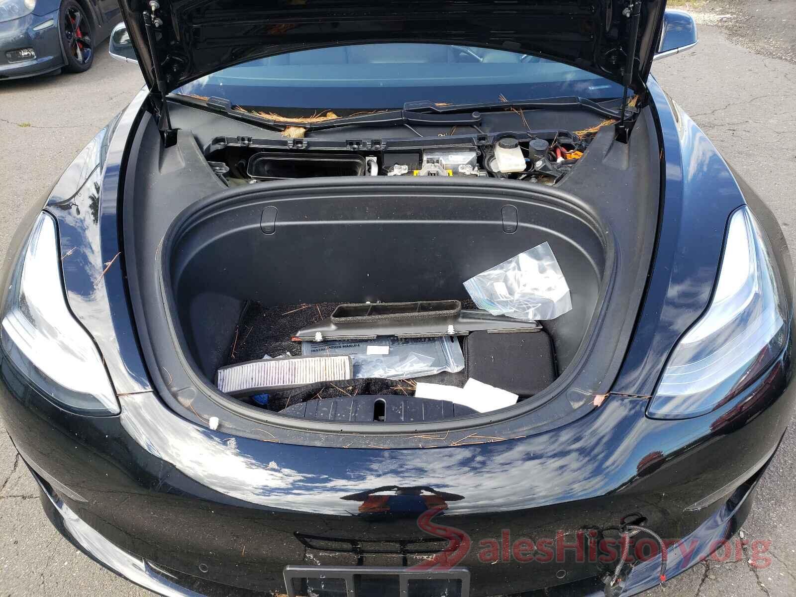 5YJ3E1EAXJF057184 2018 TESLA MODEL 3