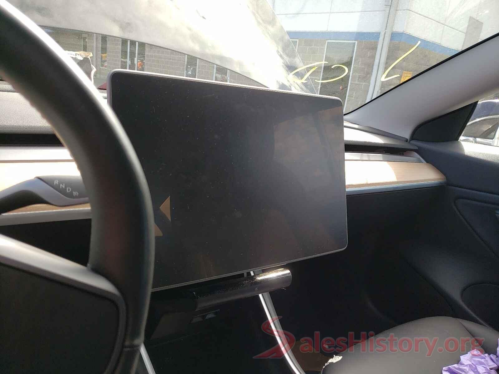 5YJ3E1EAXJF057184 2018 TESLA MODEL 3