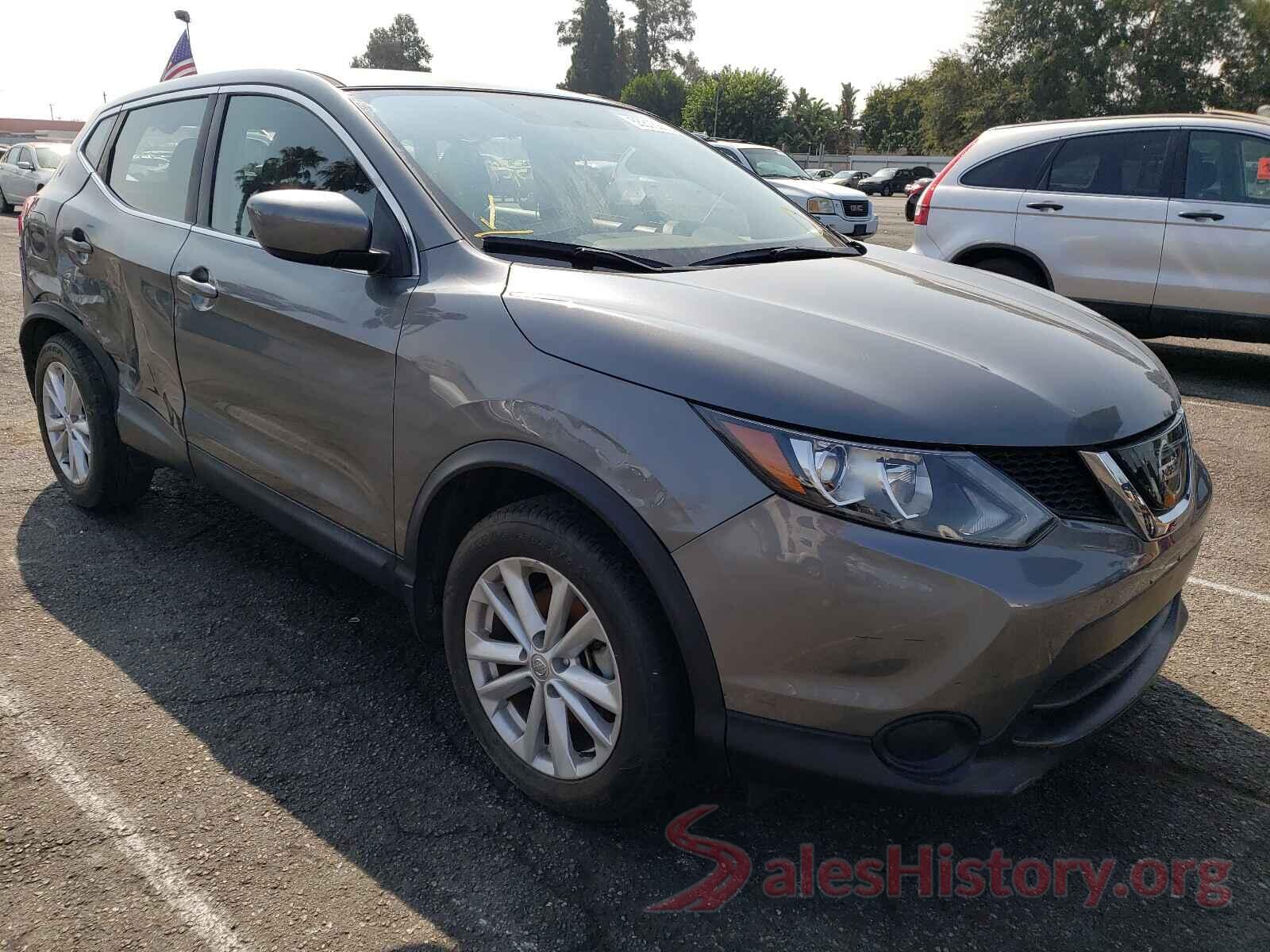 JN1BJ1CP4JW193128 2018 NISSAN ROGUE