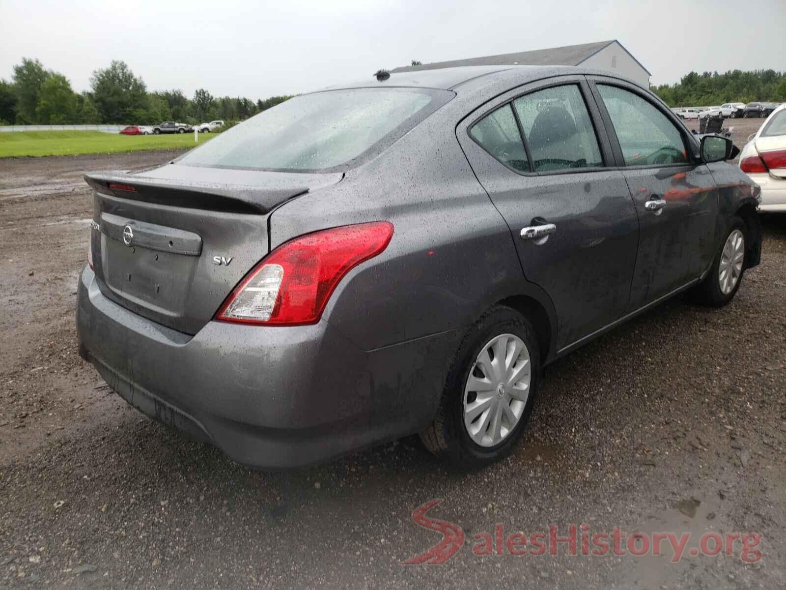 3N1CN7AP0JL864024 2018 NISSAN VERSA