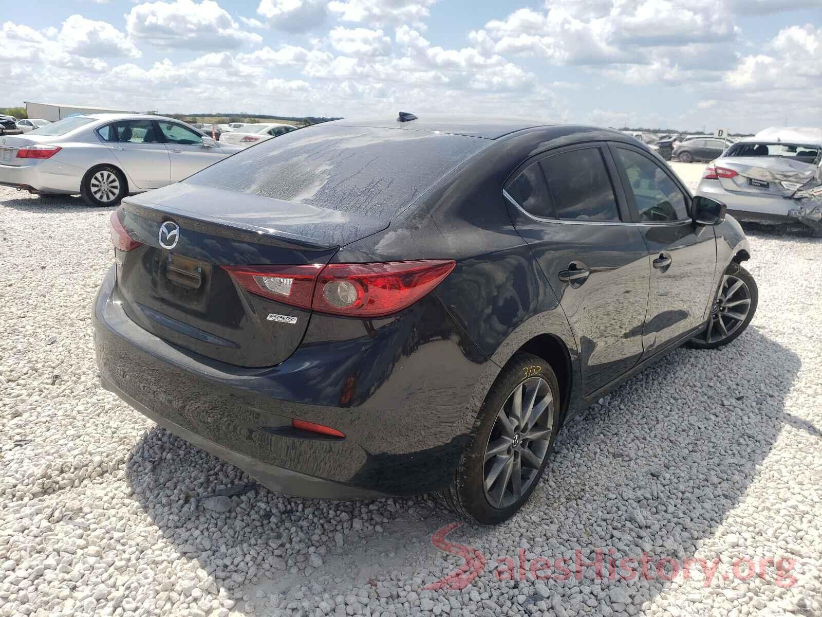 3MZBN1V36JM195620 2018 MAZDA 3