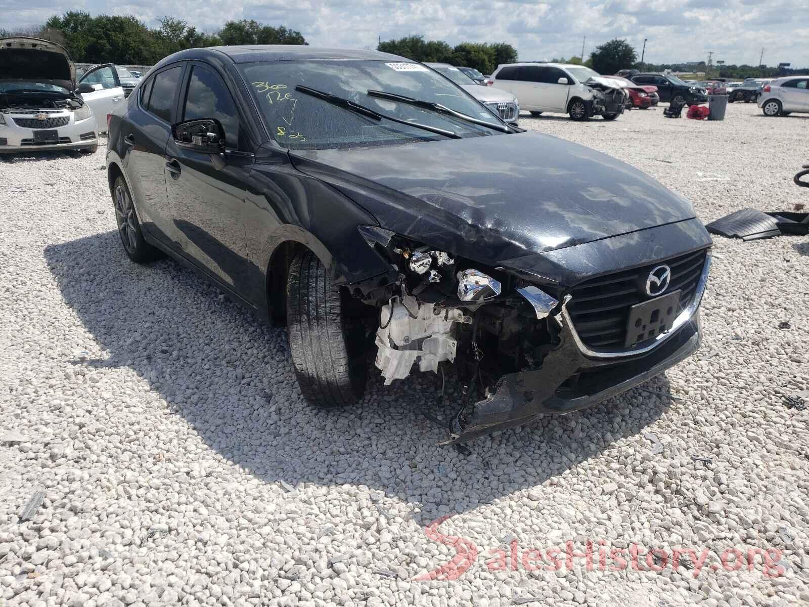 3MZBN1V36JM195620 2018 MAZDA 3