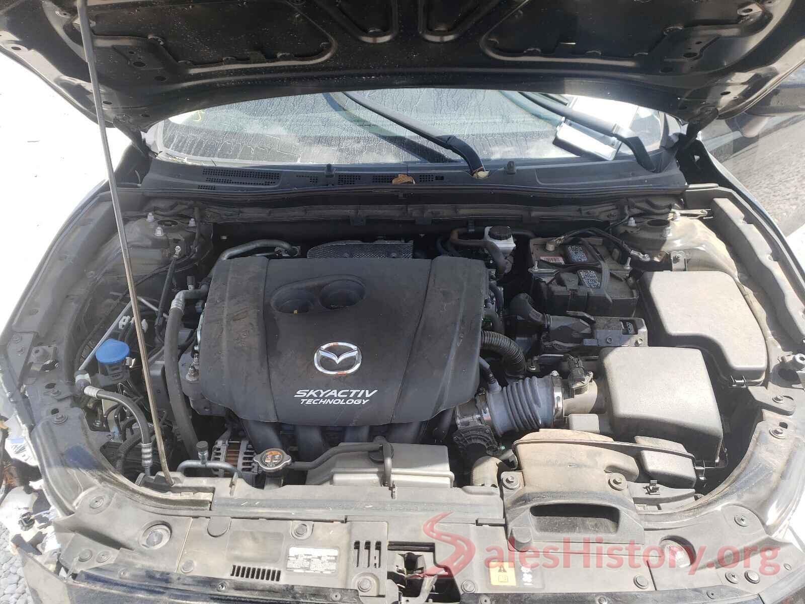 3MZBN1V36JM195620 2018 MAZDA 3