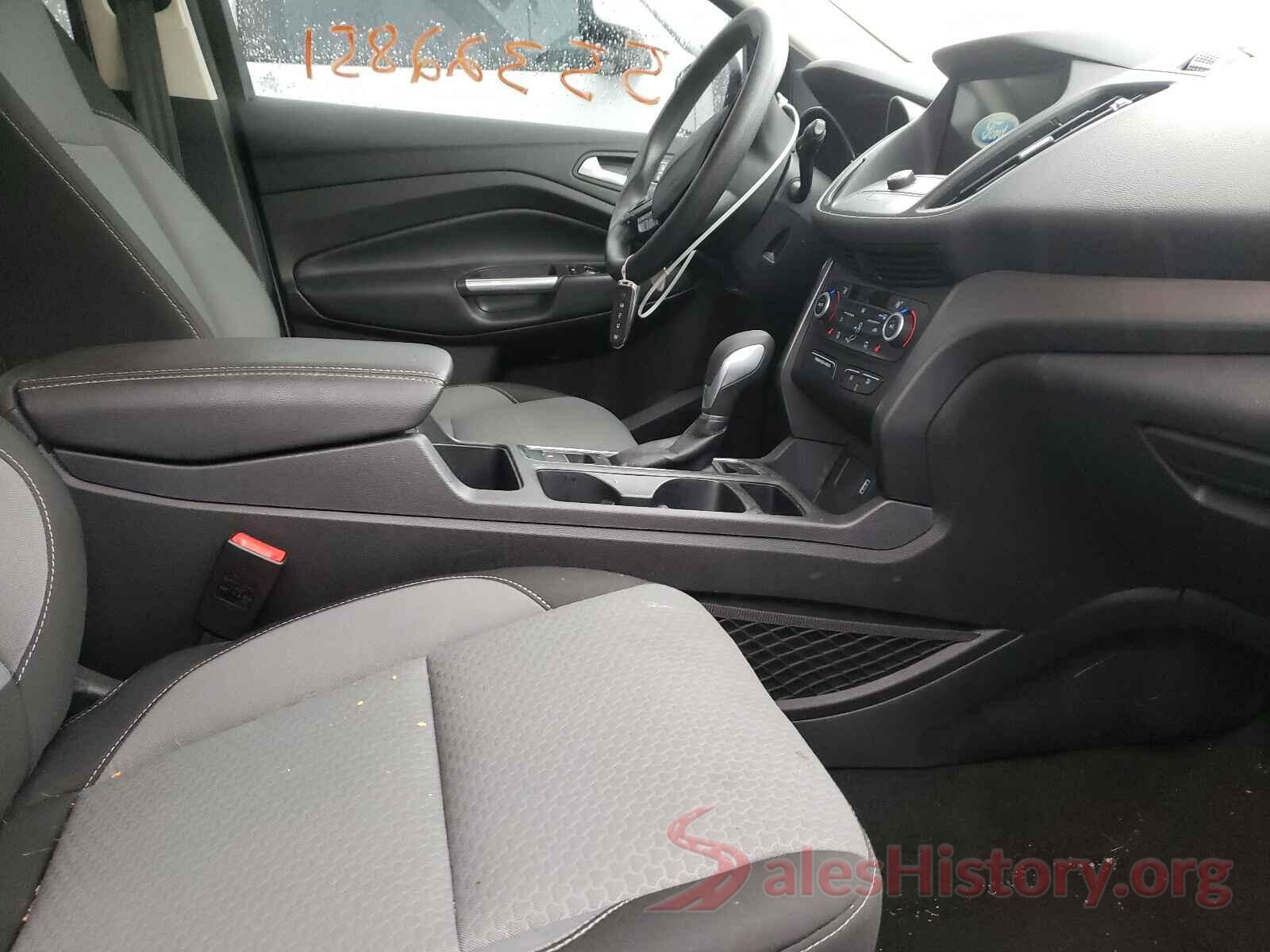 1FMCU9GD1KUB09069 2019 FORD ESCAPE