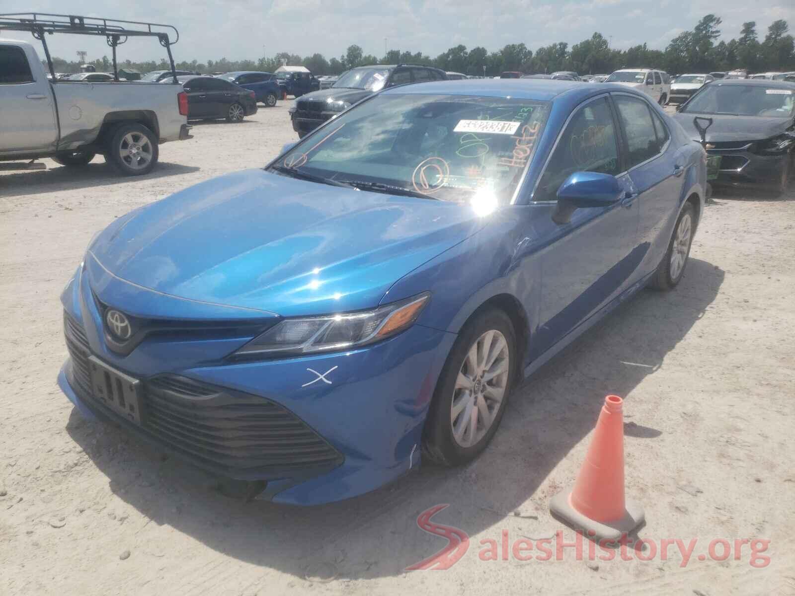 4T1B11HK2KU165735 2019 TOYOTA CAMRY