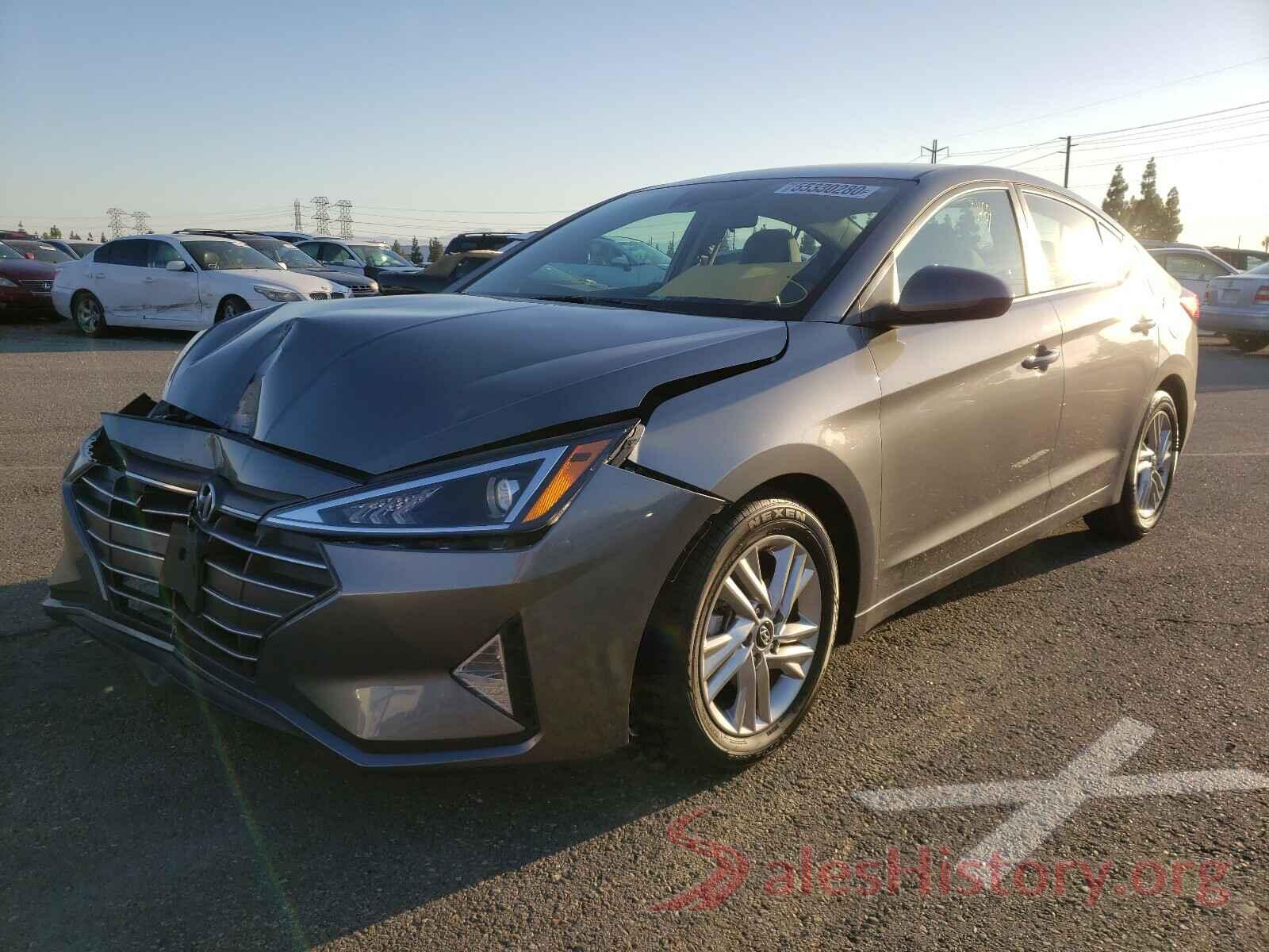 5NPD84LFXKH452769 2019 HYUNDAI ELANTRA